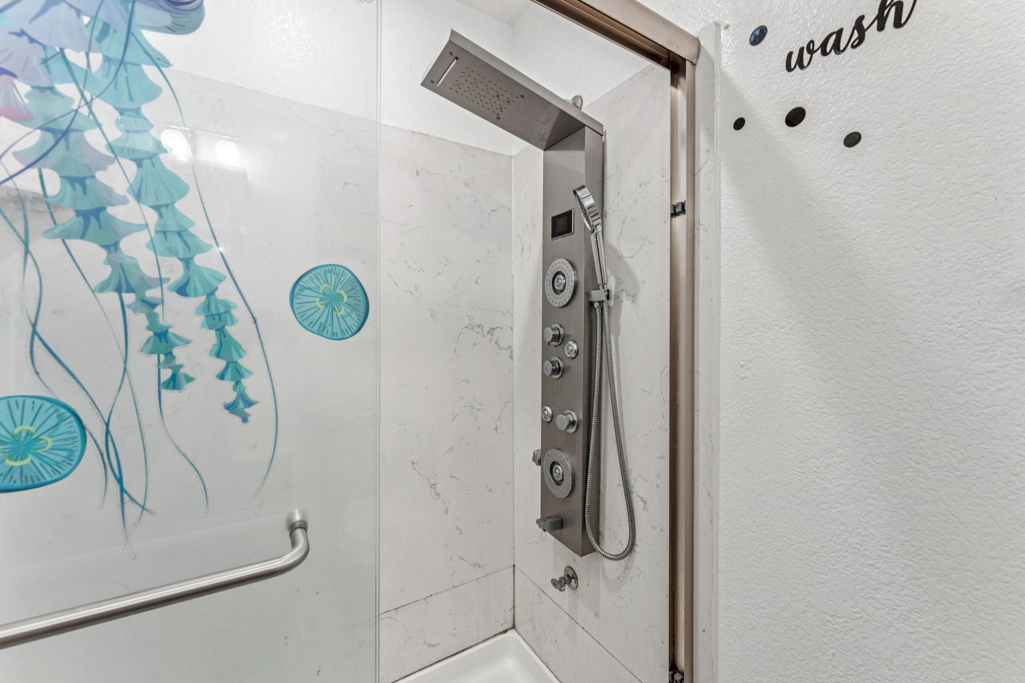 Detail Gallery Image 42 of 60 For 1433 56th Ave, Oakland,  CA 94621 - 3 Beds | 2 Baths