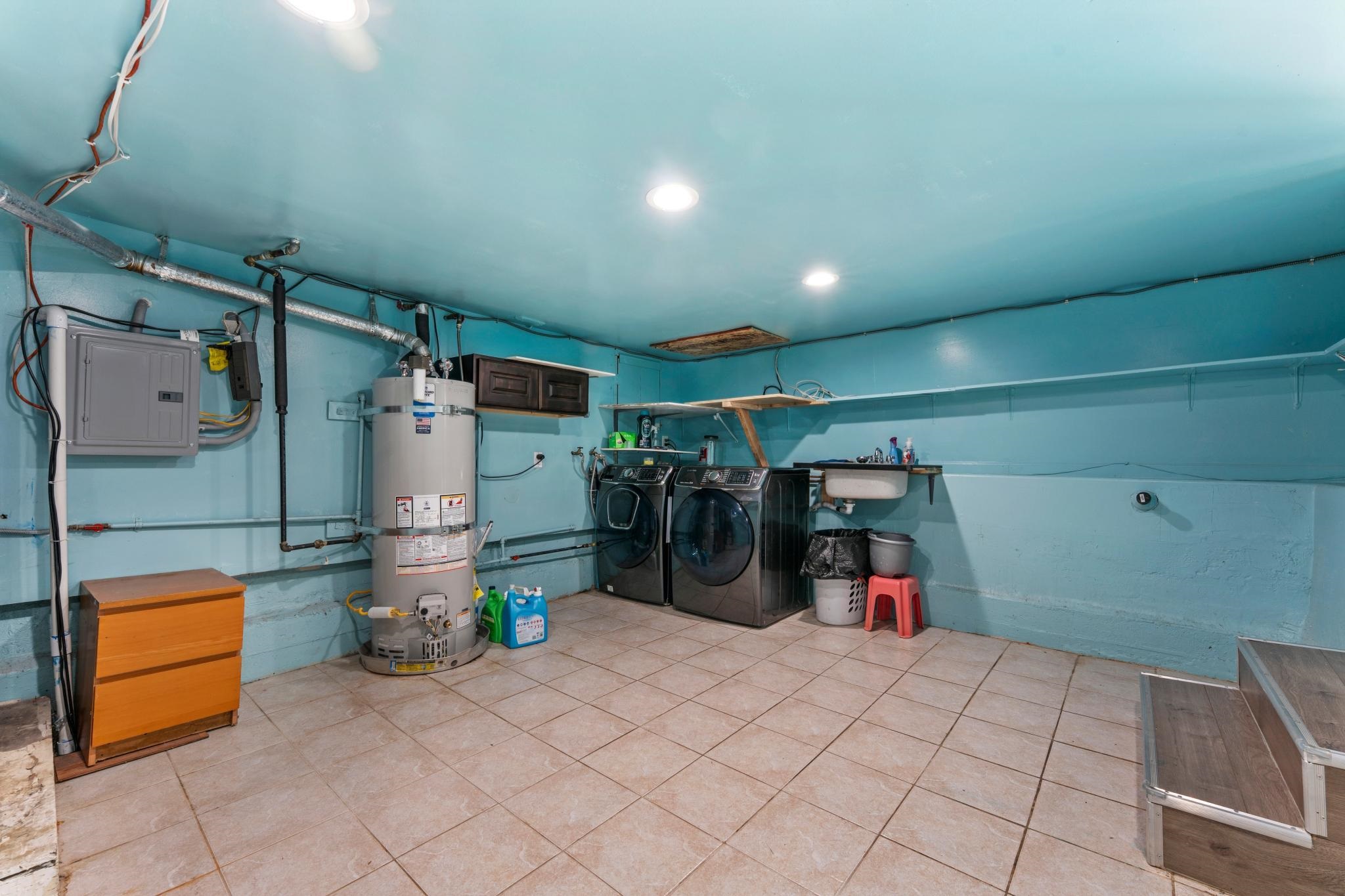 Detail Gallery Image 48 of 60 For 1433 56th Ave, Oakland,  CA 94621 - 3 Beds | 2 Baths