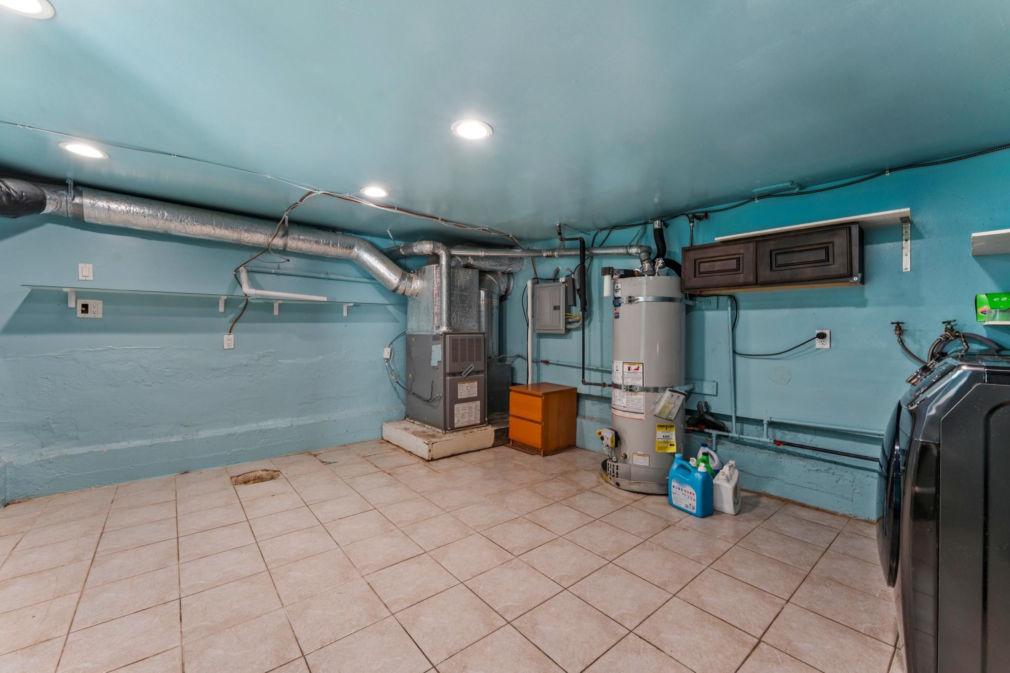 Detail Gallery Image 50 of 60 For 1433 56th Ave, Oakland,  CA 94621 - 3 Beds | 2 Baths