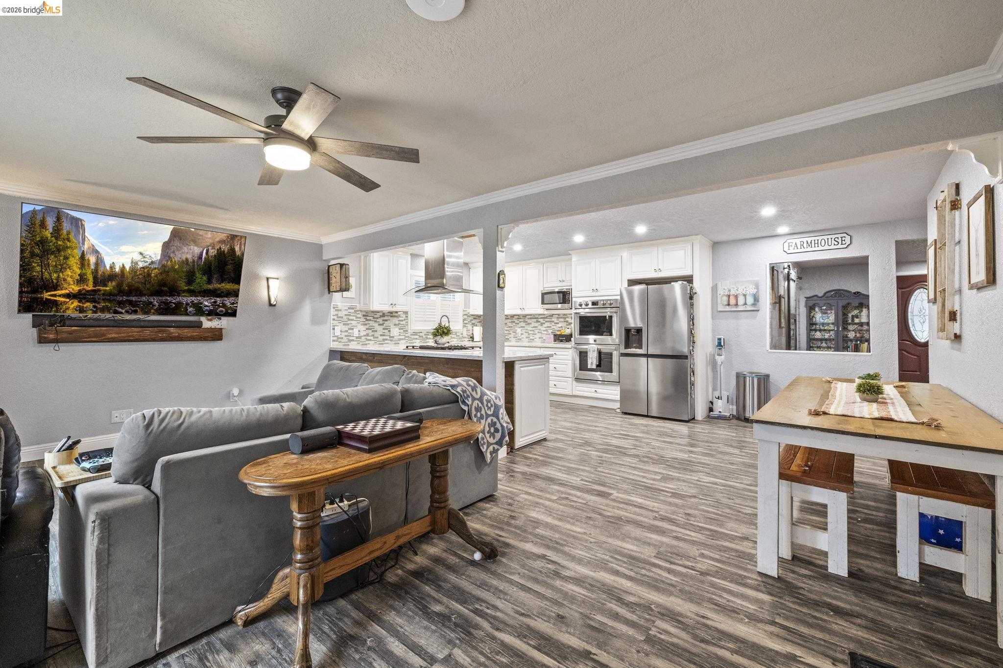 Detail Gallery Image 2 of 33 For 21708 Water Oak Dr, Sonora,  CA 95370 - 3 Beds | 2/1 Baths