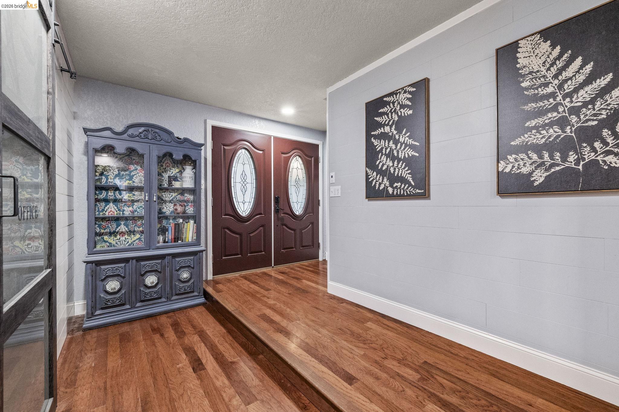 Detail Gallery Image 2 of 13 For 21708 Water Oak Dr, Sonora,  CA 95370 - 3 Beds | 2/1 Baths