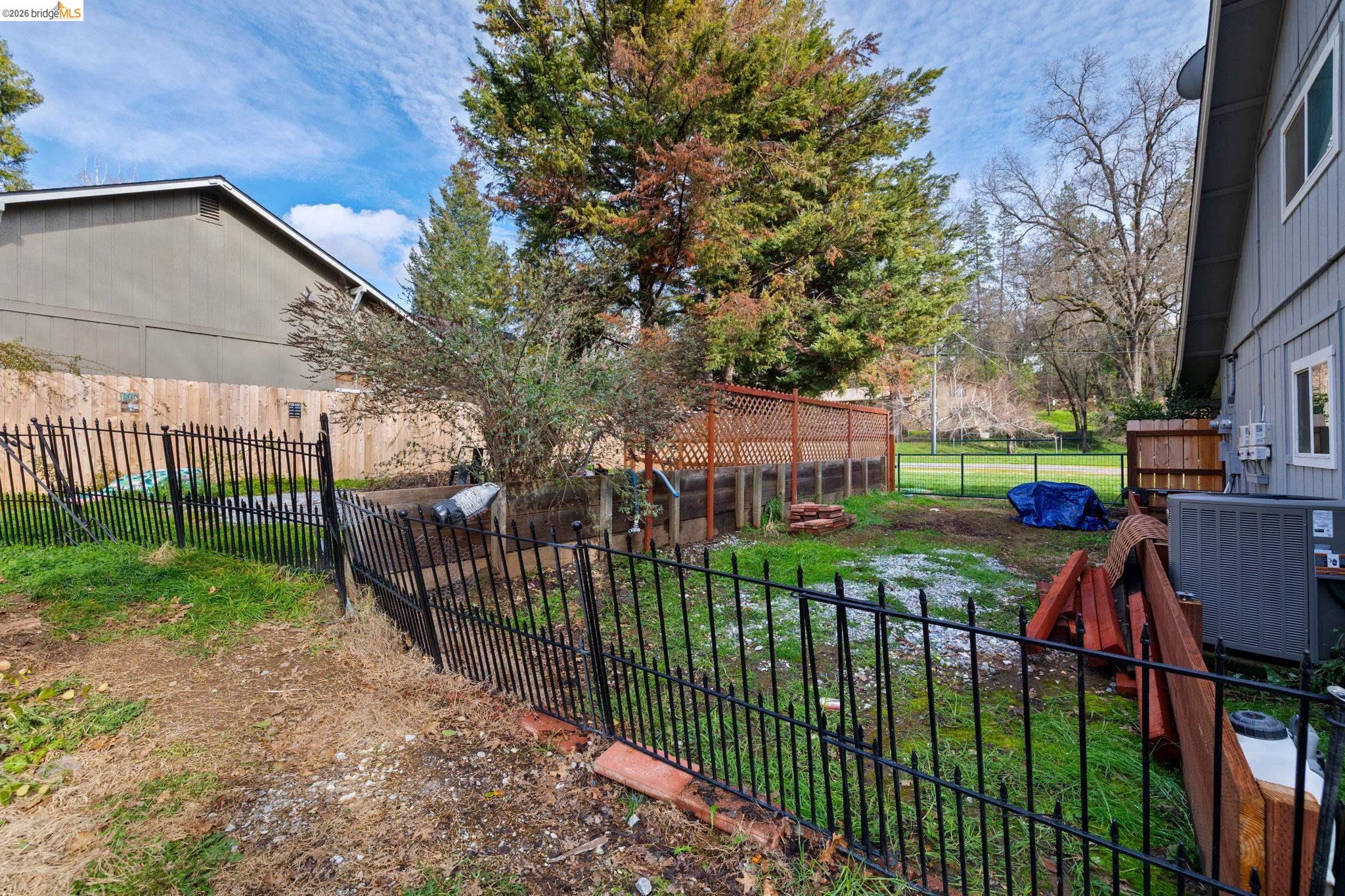 Detail Gallery Image 32 of 33 For 21708 Water Oak Dr, Sonora,  CA 95370 - 3 Beds | 2/1 Baths