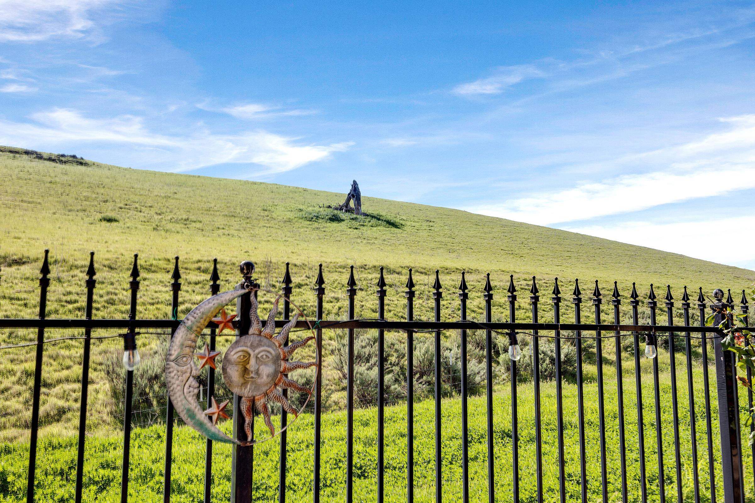 Detail Gallery Image 3 of 60 For 1994 Andalucia Ln, Brentwood,  CA 94513 - 2 Beds | 2/1 Baths