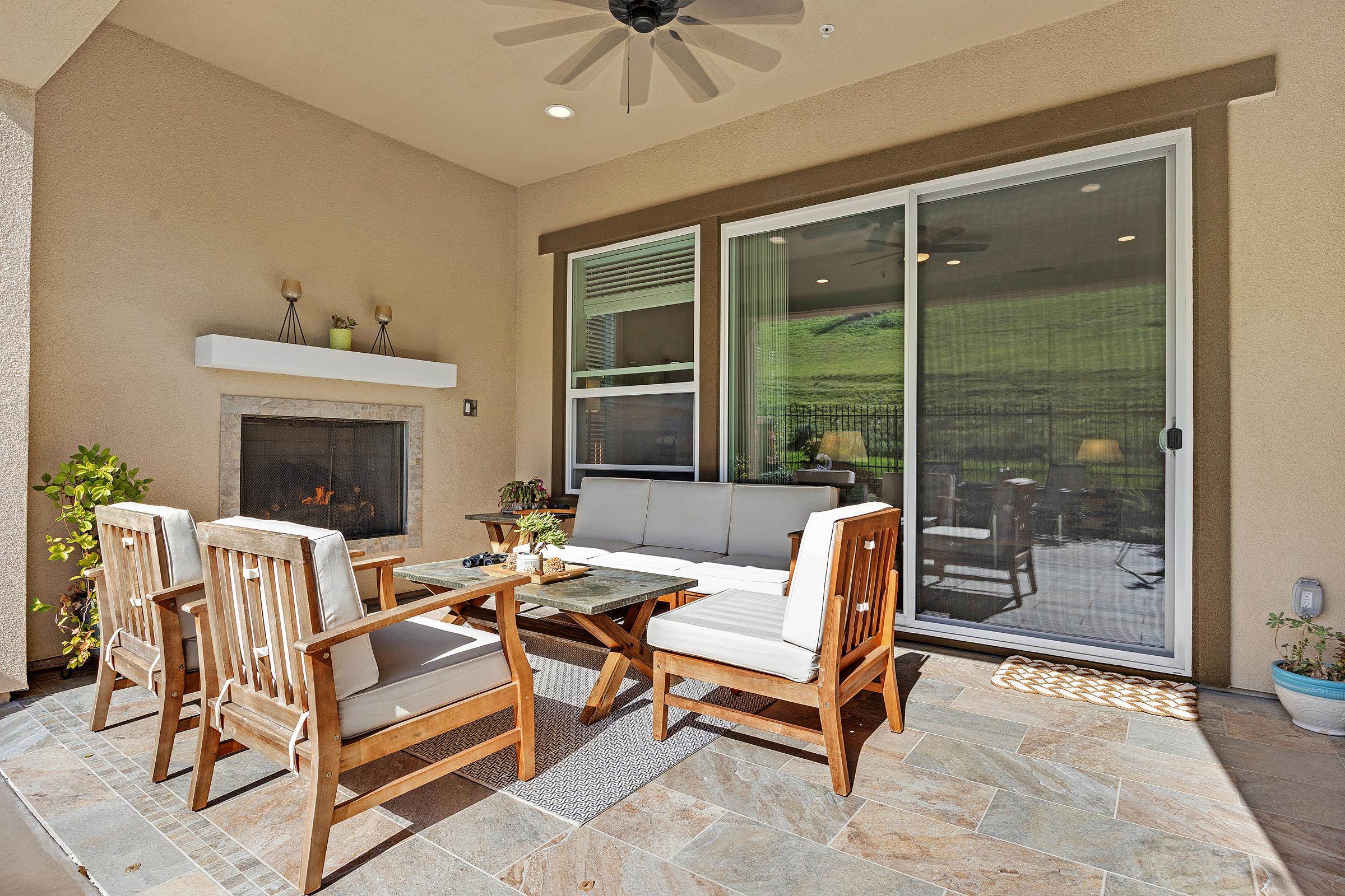 Detail Gallery Image 6 of 60 For 1994 Andalucia Ln, Brentwood,  CA 94513 - 2 Beds | 2/1 Baths