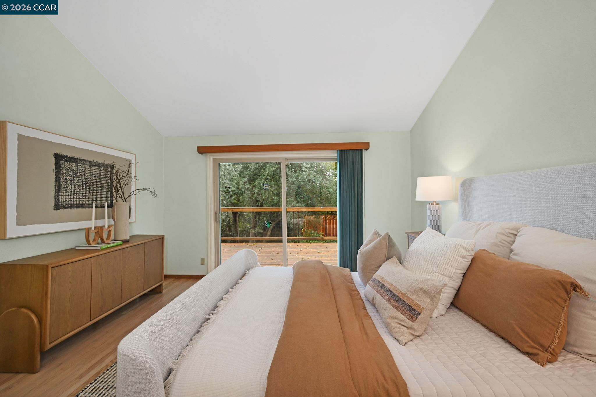 Detail Gallery Image 14 of 21 For 149 Saint Francis Ct, Danville,  CA 94526 - 5 Beds | 2/1 Baths