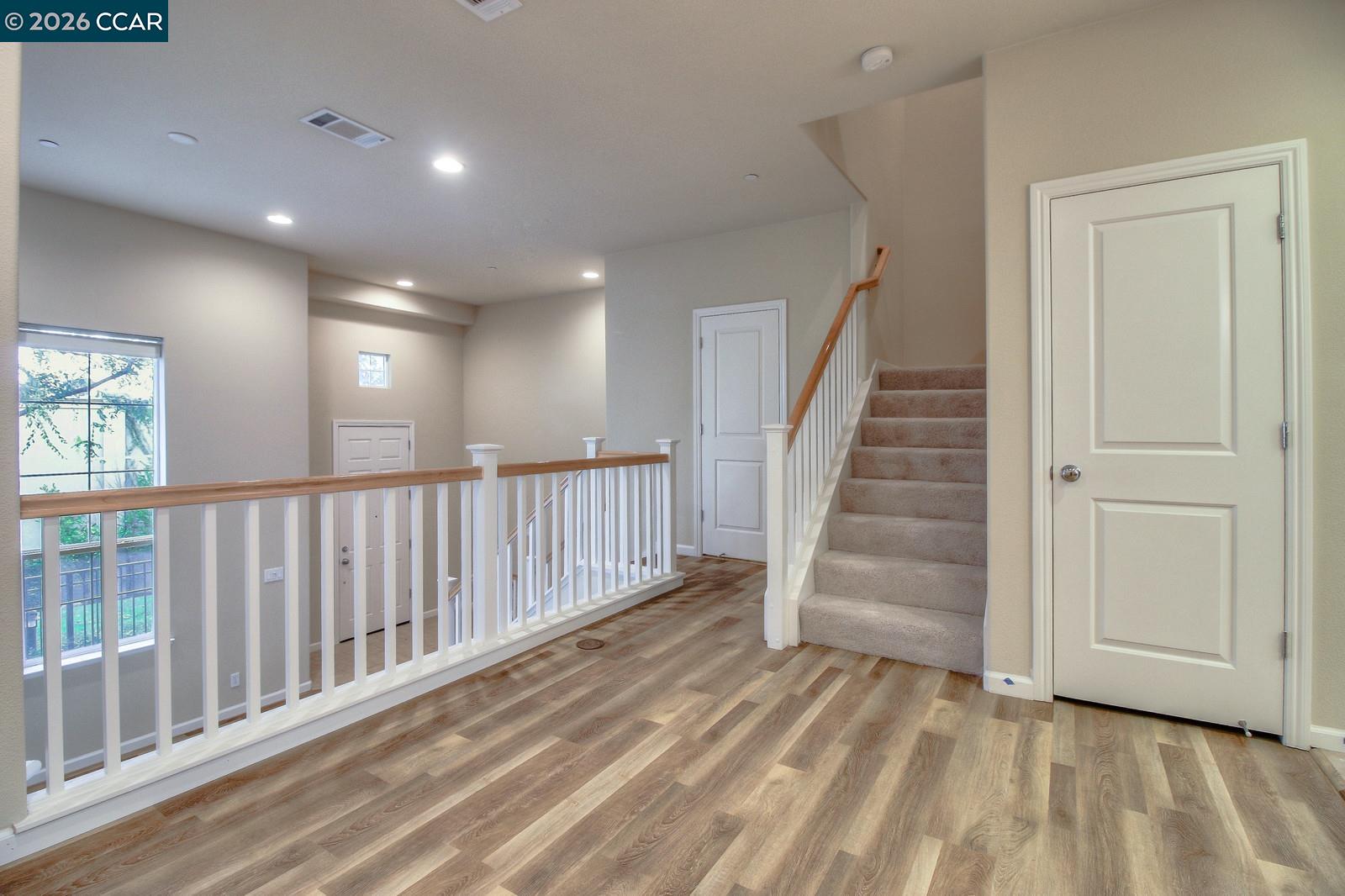 Detail Gallery Image 15 of 43 For 2066 Mendocino Ln, San Jose,  CA 95124 - 3 Beds | 2/1 Baths