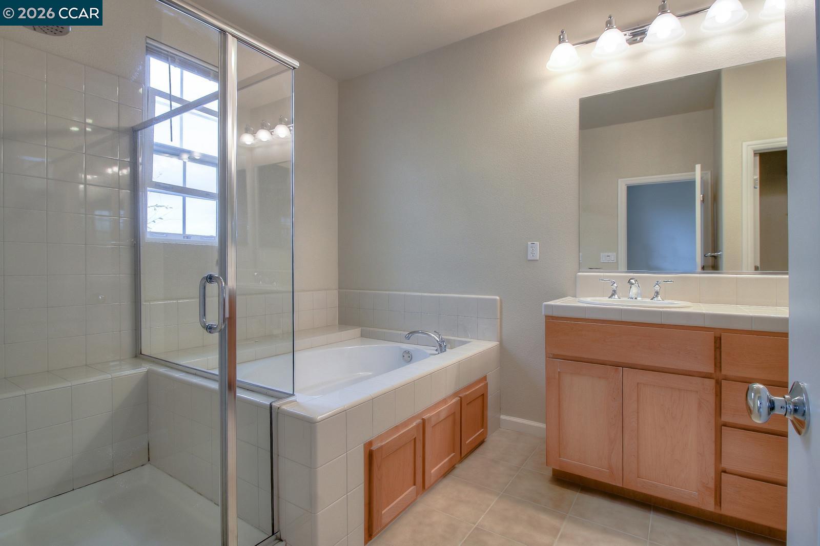 Detail Gallery Image 37 of 43 For 2066 Mendocino Ln, San Jose,  CA 95124 - 3 Beds | 2/1 Baths