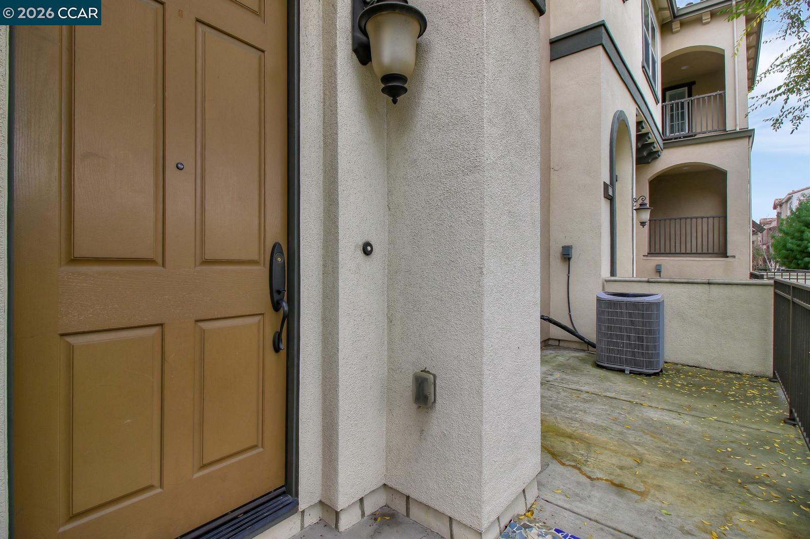 Detail Gallery Image 8 of 43 For 2066 Mendocino Ln, San Jose,  CA 95124 - 3 Beds | 2/1 Baths
