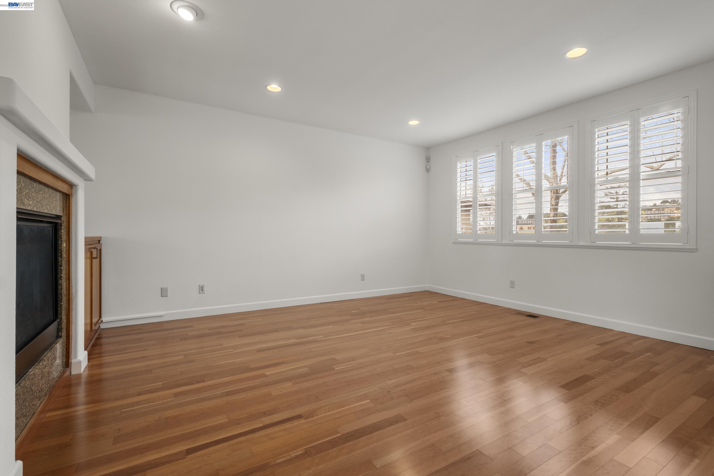 Photo #10: 41124126 Listing: Photo #10