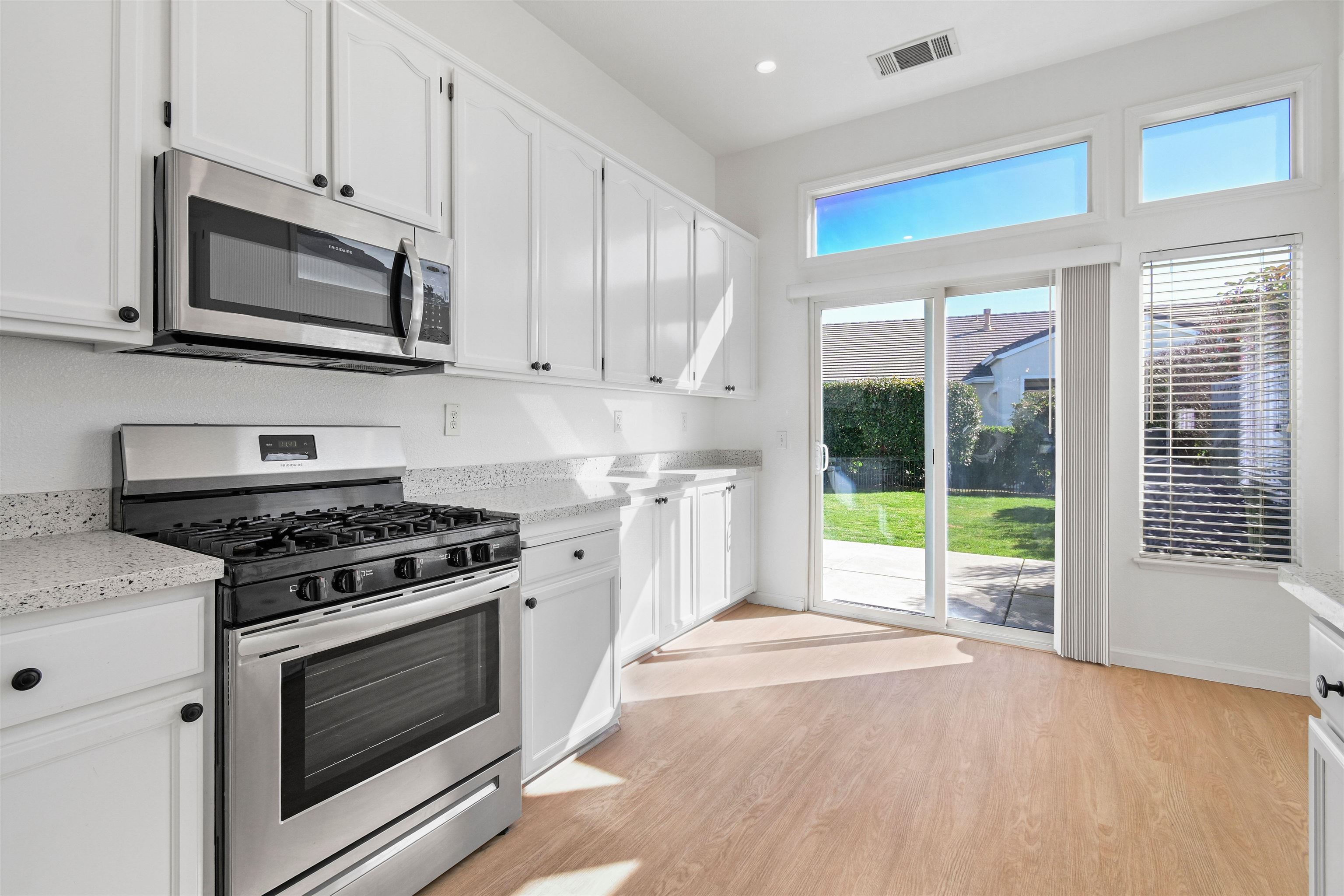 Detail Gallery Image 13 of 35 For 308 Upton Pyne Dr, Brentwood,  CA 94513 - 2 Beds | 2 Baths