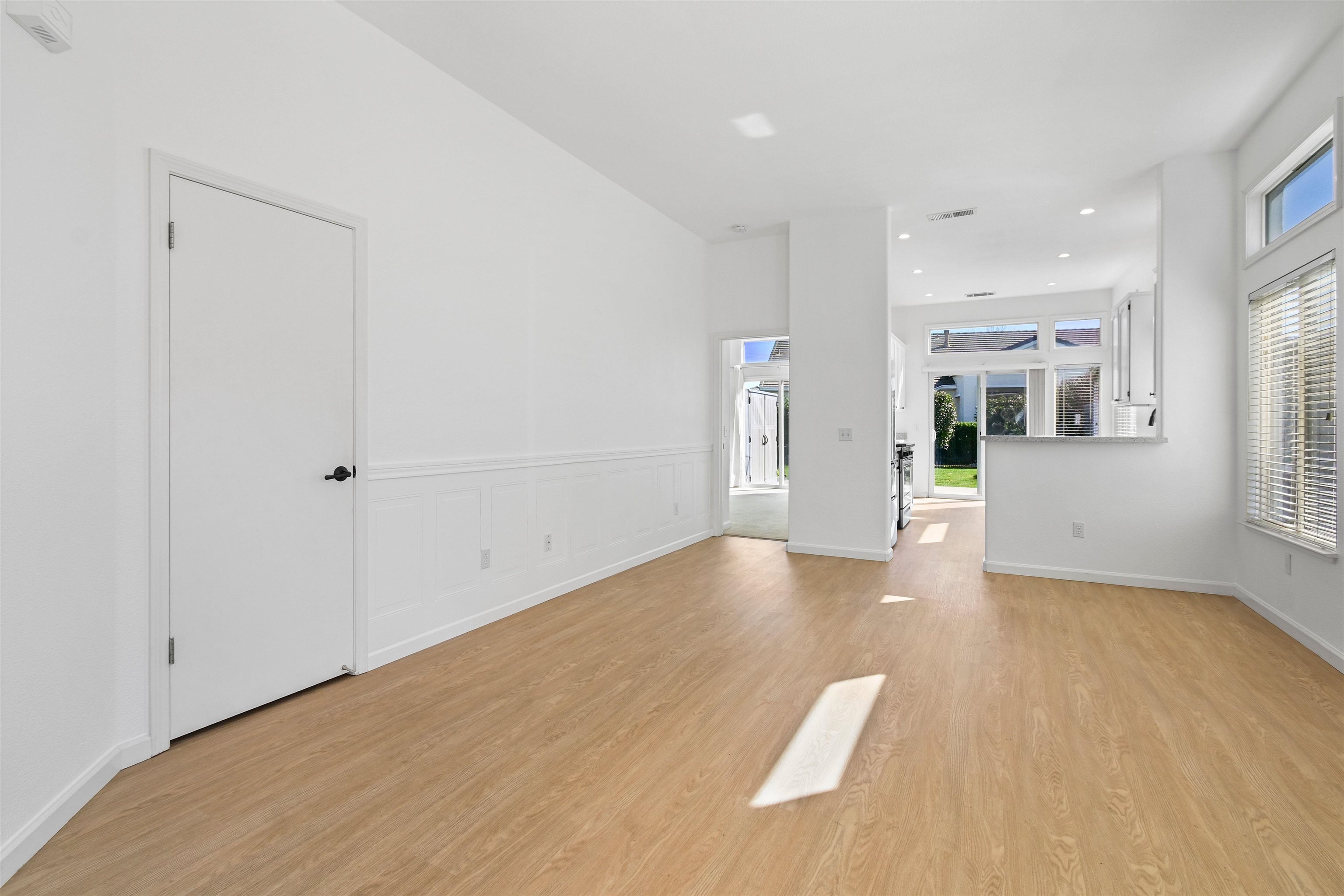 Detail Gallery Image 6 of 35 For 308 Upton Pyne Dr, Brentwood,  CA 94513 - 2 Beds | 2 Baths