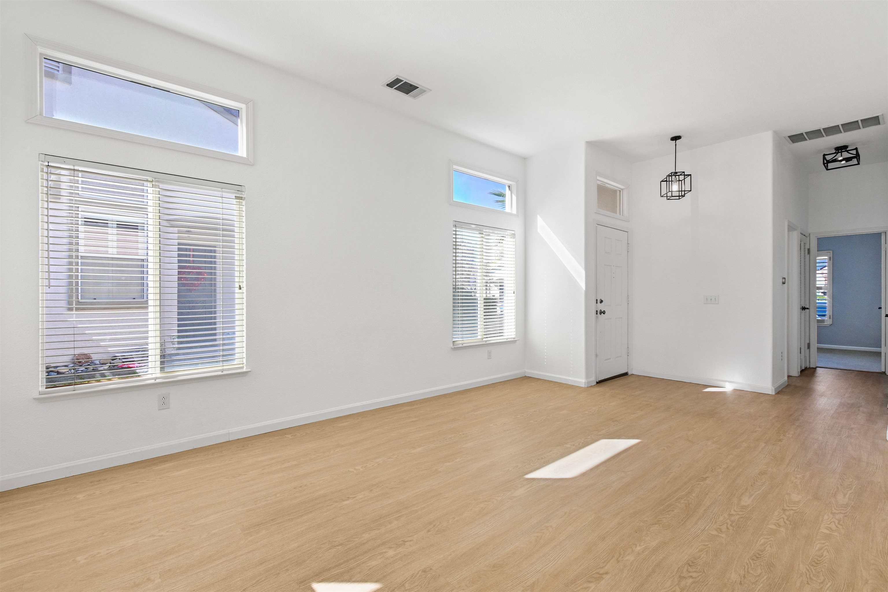 Detail Gallery Image 8 of 35 For 308 Upton Pyne Dr, Brentwood,  CA 94513 - 2 Beds | 2 Baths