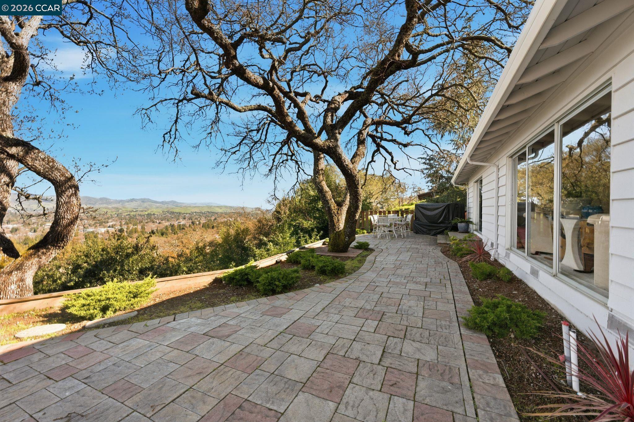 Detail Gallery Image 52 of 57 For 300 Oak View Ter, Danville,  CA 94526 - 4 Beds | 2/1 Baths