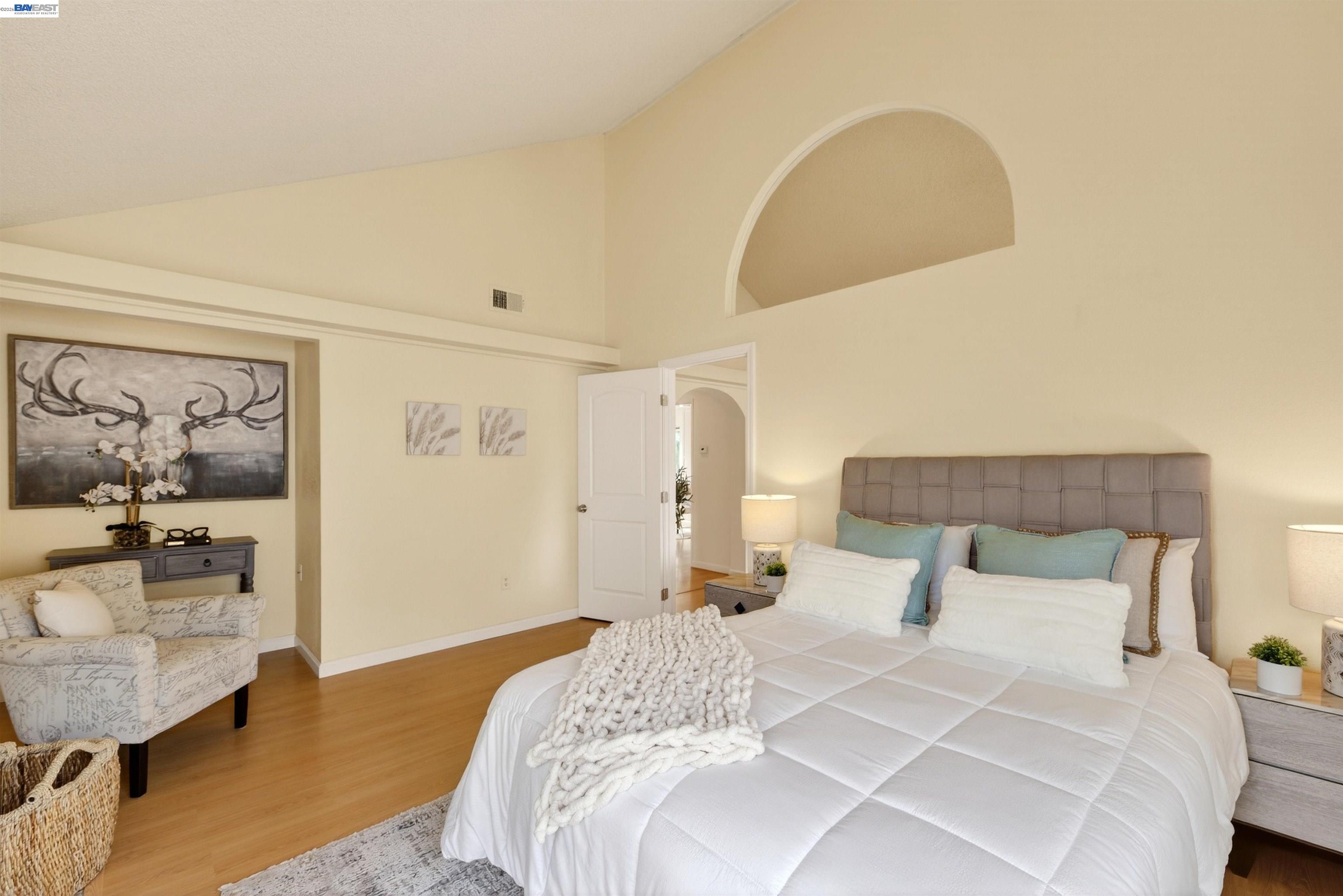 Detail Gallery Image 14 of 38 For 137 Parfait Ln, Alameda,  CA 94502 - 3 Beds | 2 Baths