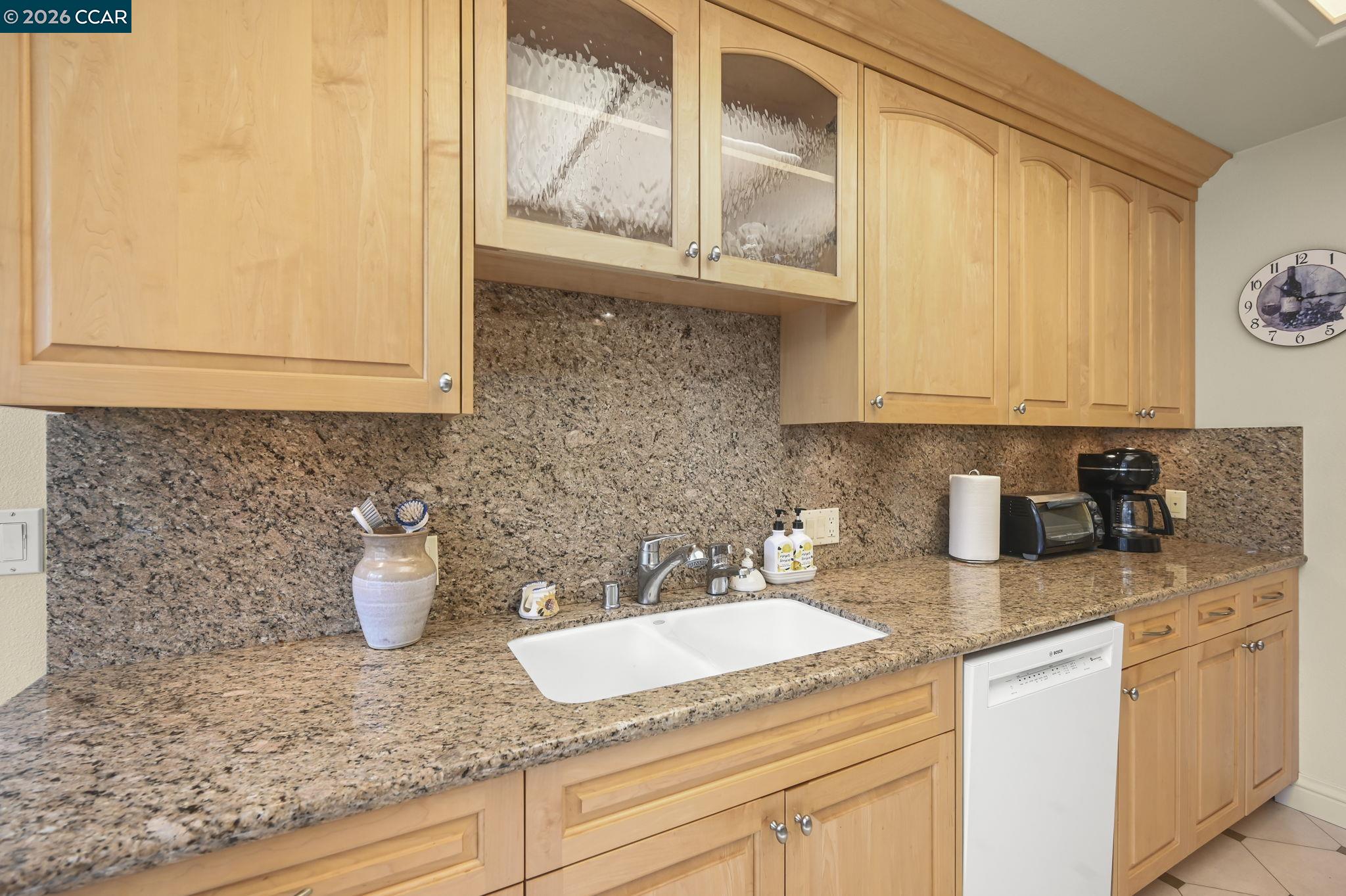 Photo #9: 41124133 Listing: Photo #9