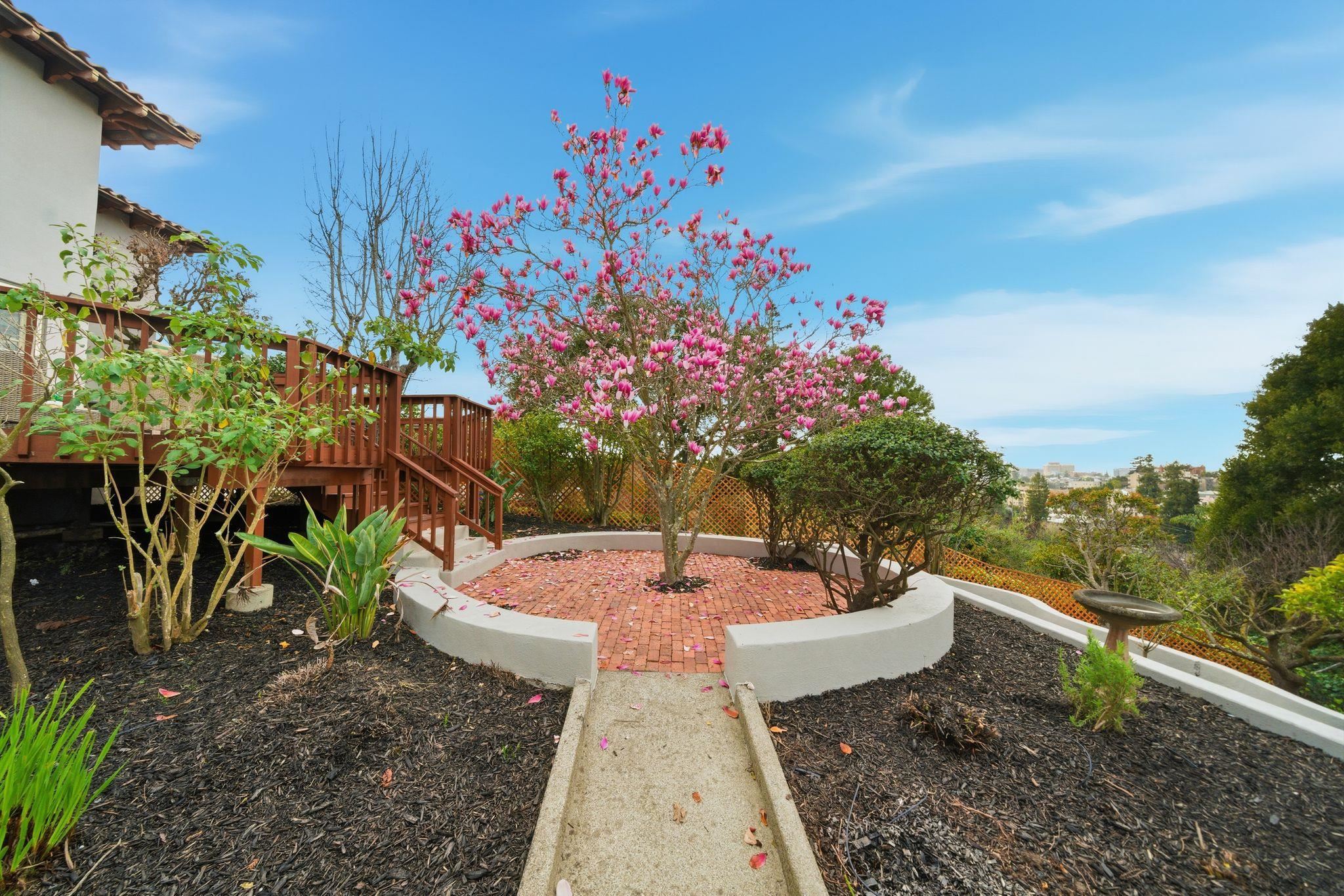 Detail Gallery Image 23 of 51 For 662 Calmar Ave., Oakland,  CA 94610 - 4 Beds | 2/1 Baths