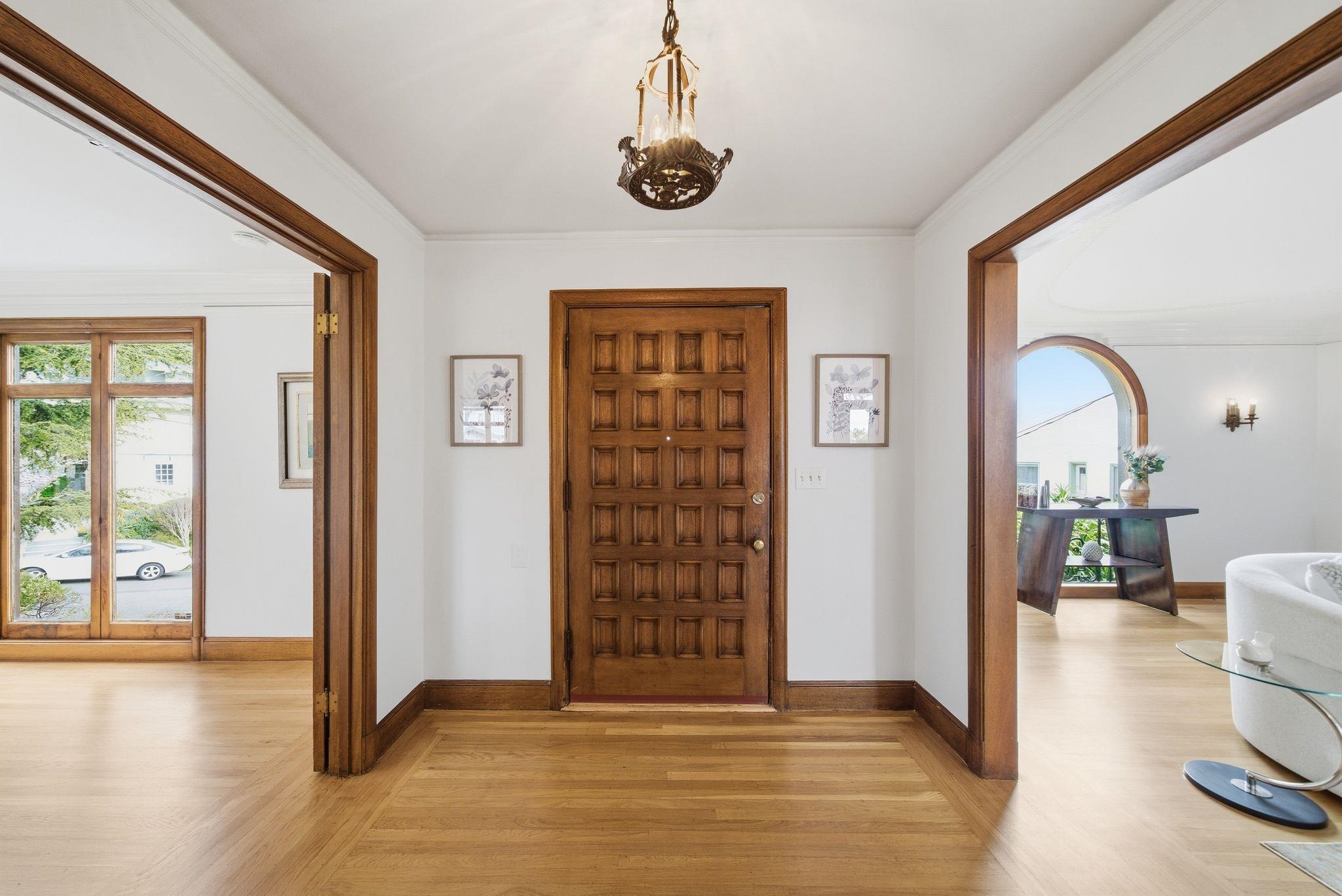 Detail Gallery Image 4 of 51 For 662 Calmar Ave., Oakland,  CA 94610 - 4 Beds | 2/1 Baths