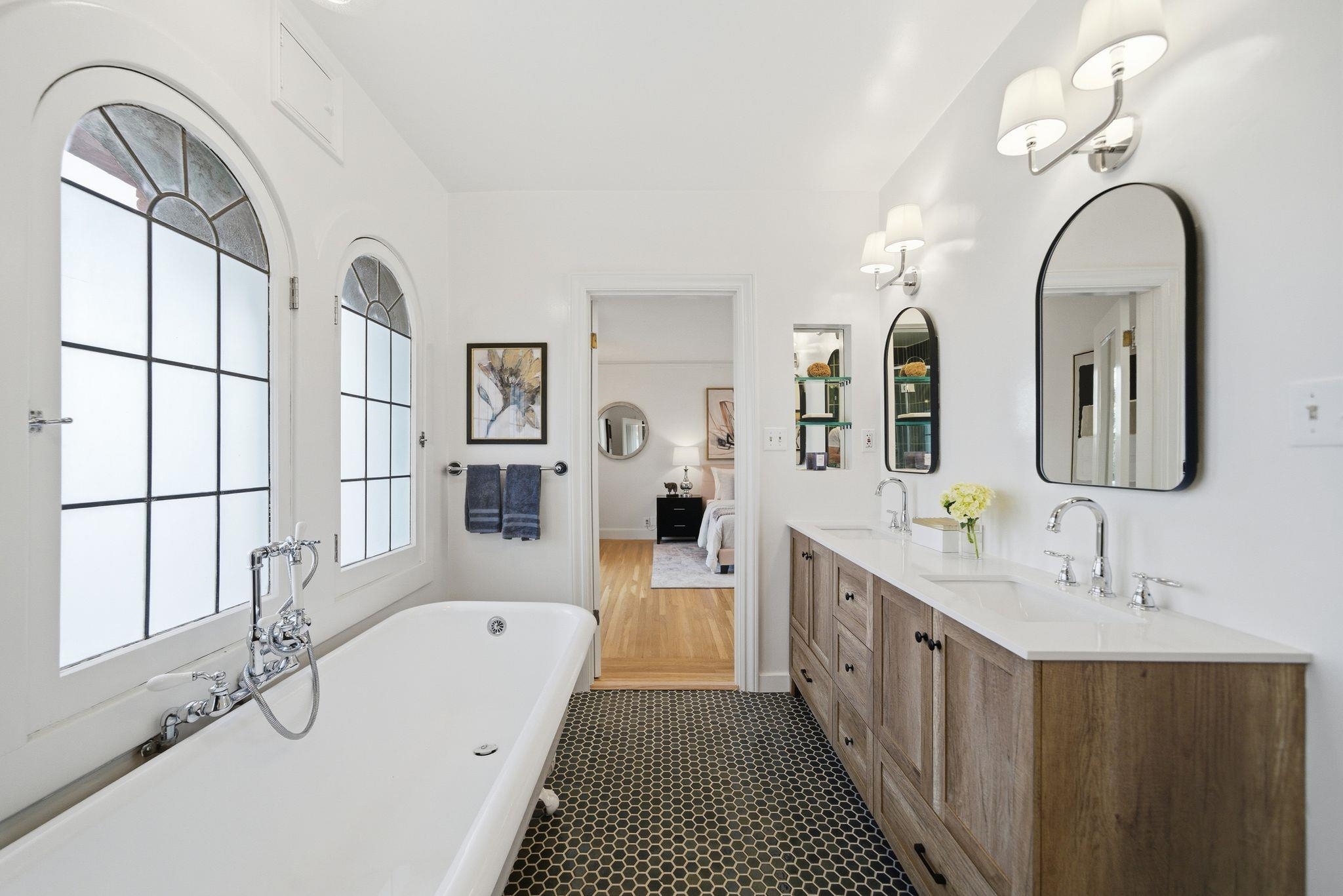 Detail Gallery Image 32 of 51 For 662 Calmar Ave., Oakland,  CA 94610 - 4 Beds | 2/1 Baths