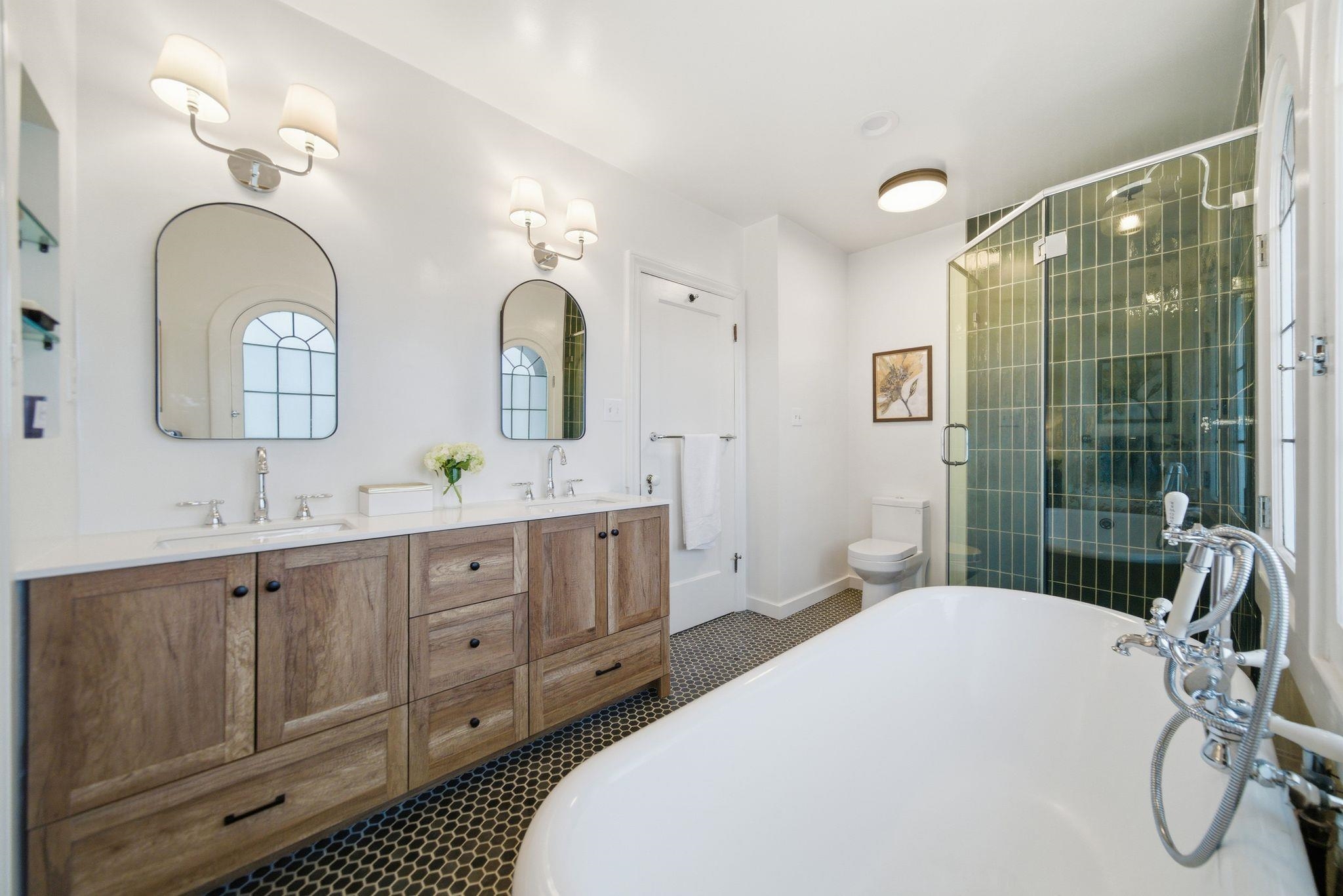 Detail Gallery Image 33 of 51 For 662 Calmar Ave., Oakland,  CA 94610 - 4 Beds | 2/1 Baths