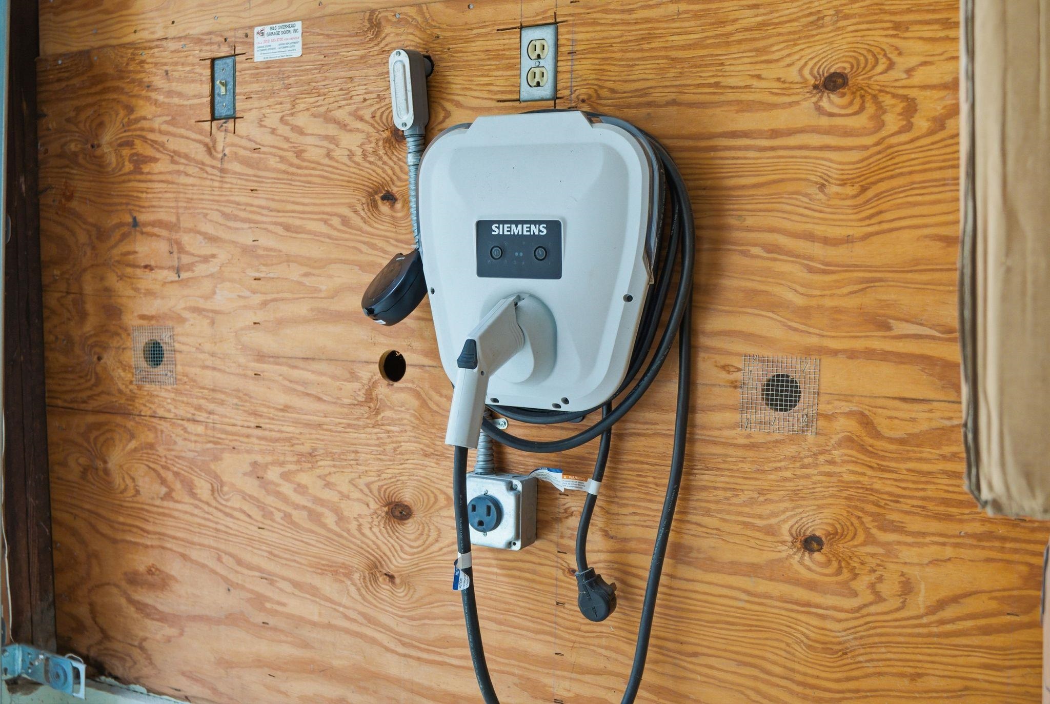 Detail Gallery Image 48 of 51 For 662 Calmar Ave., Oakland,  CA 94610 - 4 Beds | 2/1 Baths