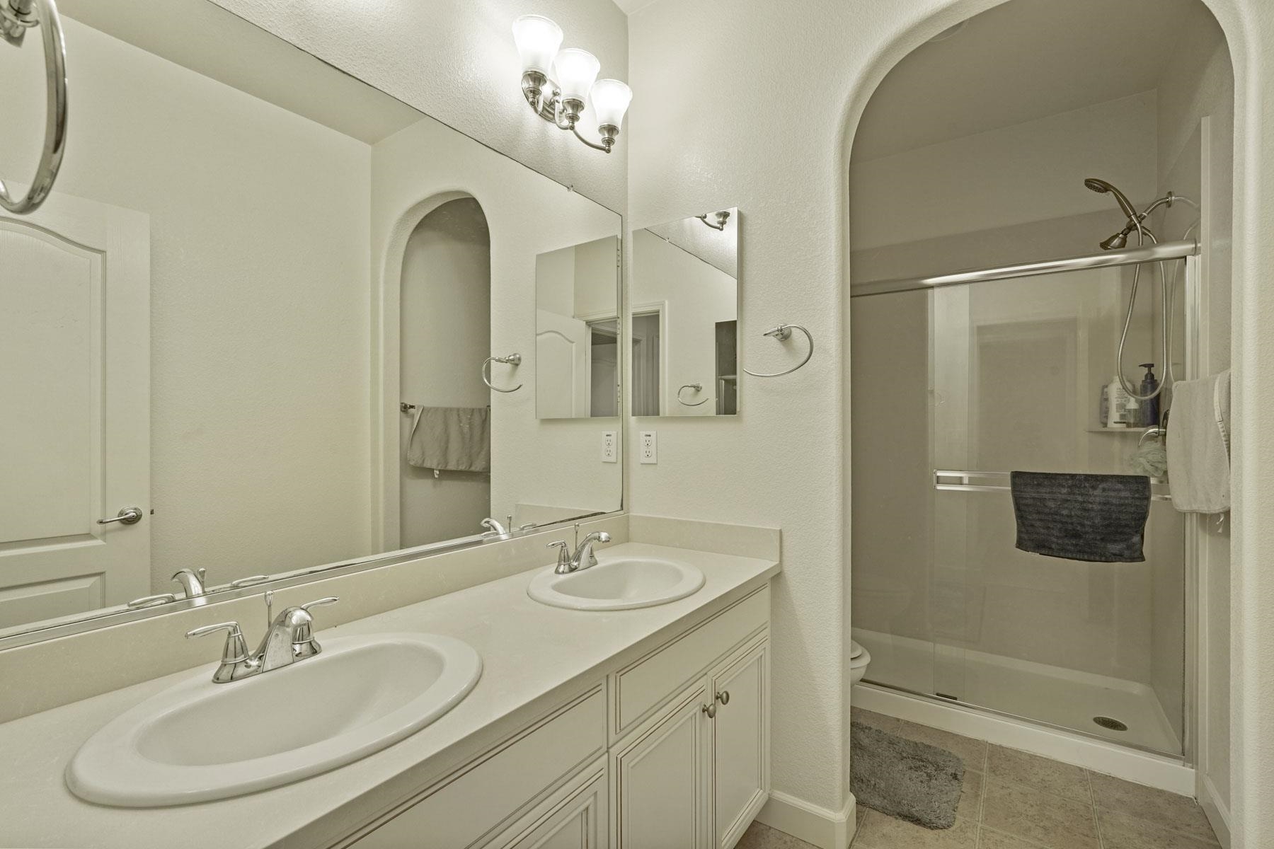 Detail Gallery Image 23 of 42 For 1140 Duomo Way, Manteca,  CA 95337 - 4 Beds | 3/1 Baths