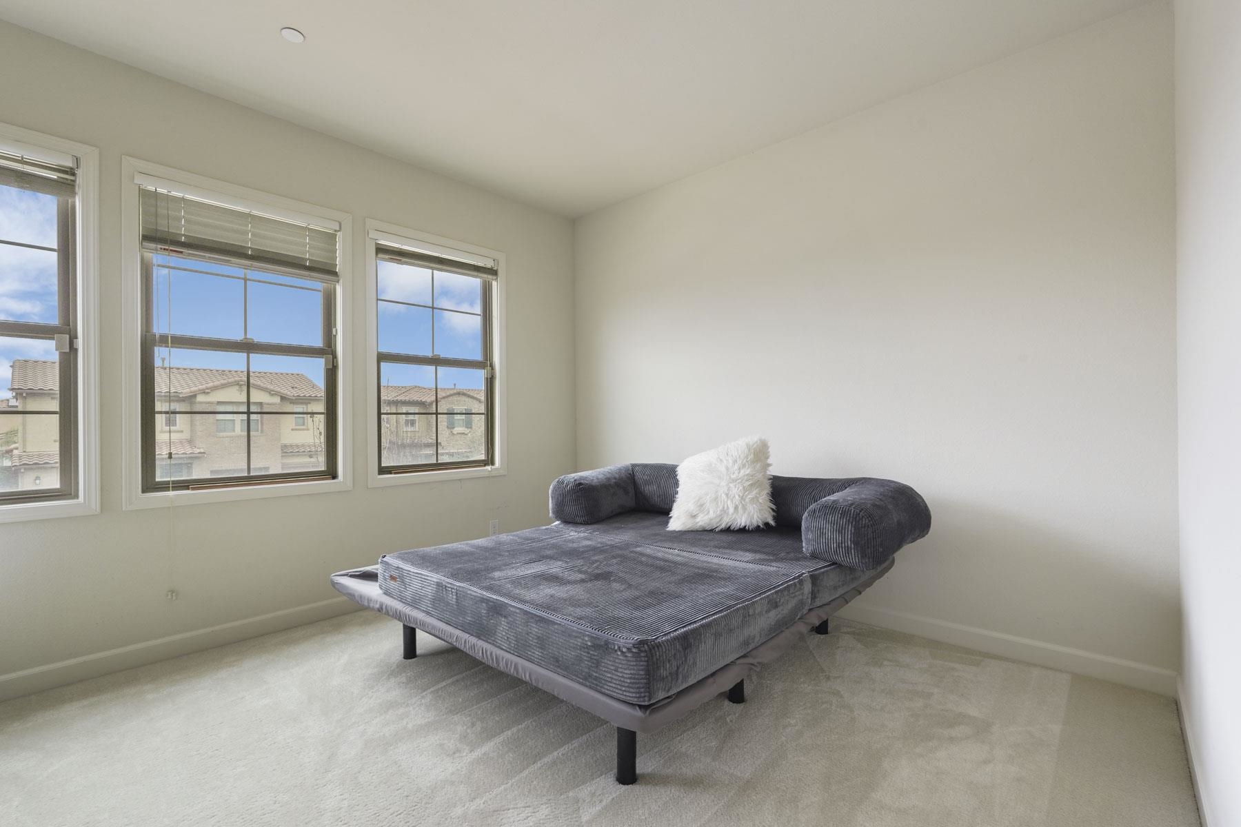 Detail Gallery Image 25 of 42 For 1140 Duomo Way, Manteca,  CA 95337 - 4 Beds | 3/1 Baths