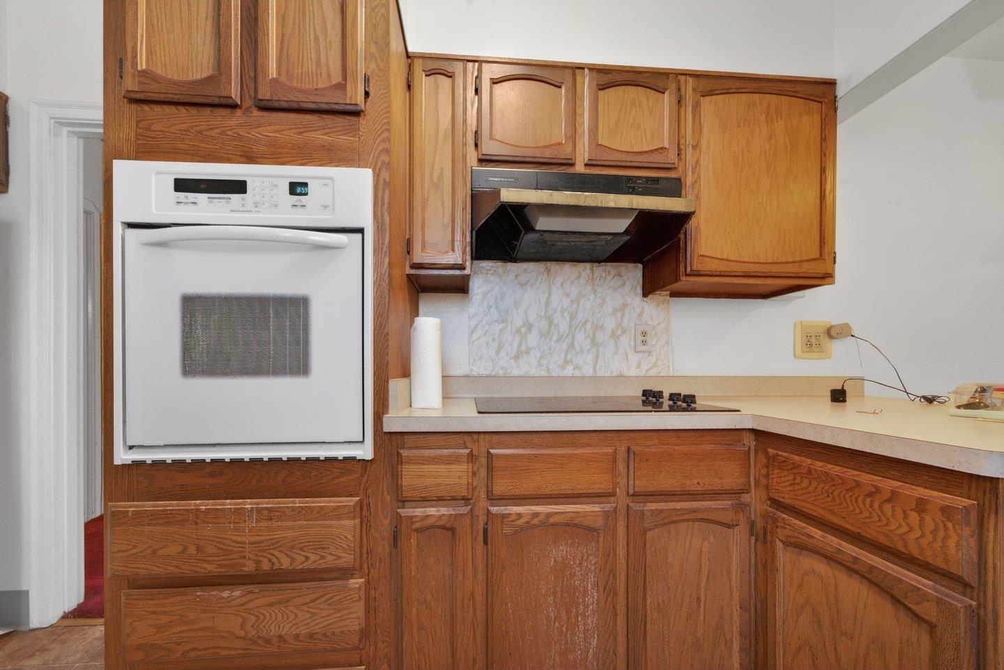 Detail Gallery Image 15 of 23 For 3400 Mirasol Ave, Oakland,  CA 94605 - 3 Beds | 2 Baths