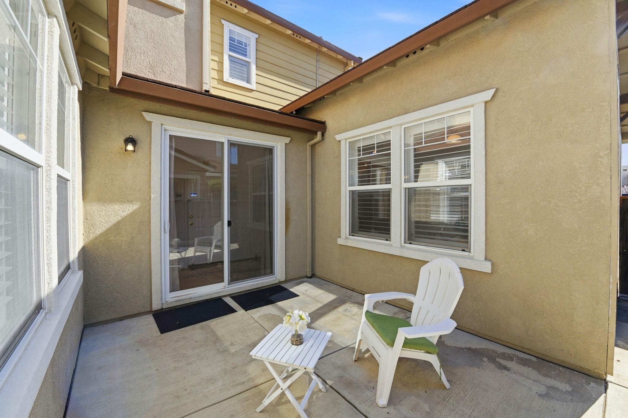 Detail Gallery Image 5 of 60 For 2883 Seadrift, Hayward,  CA 94545 - 5 Beds | 3 Baths