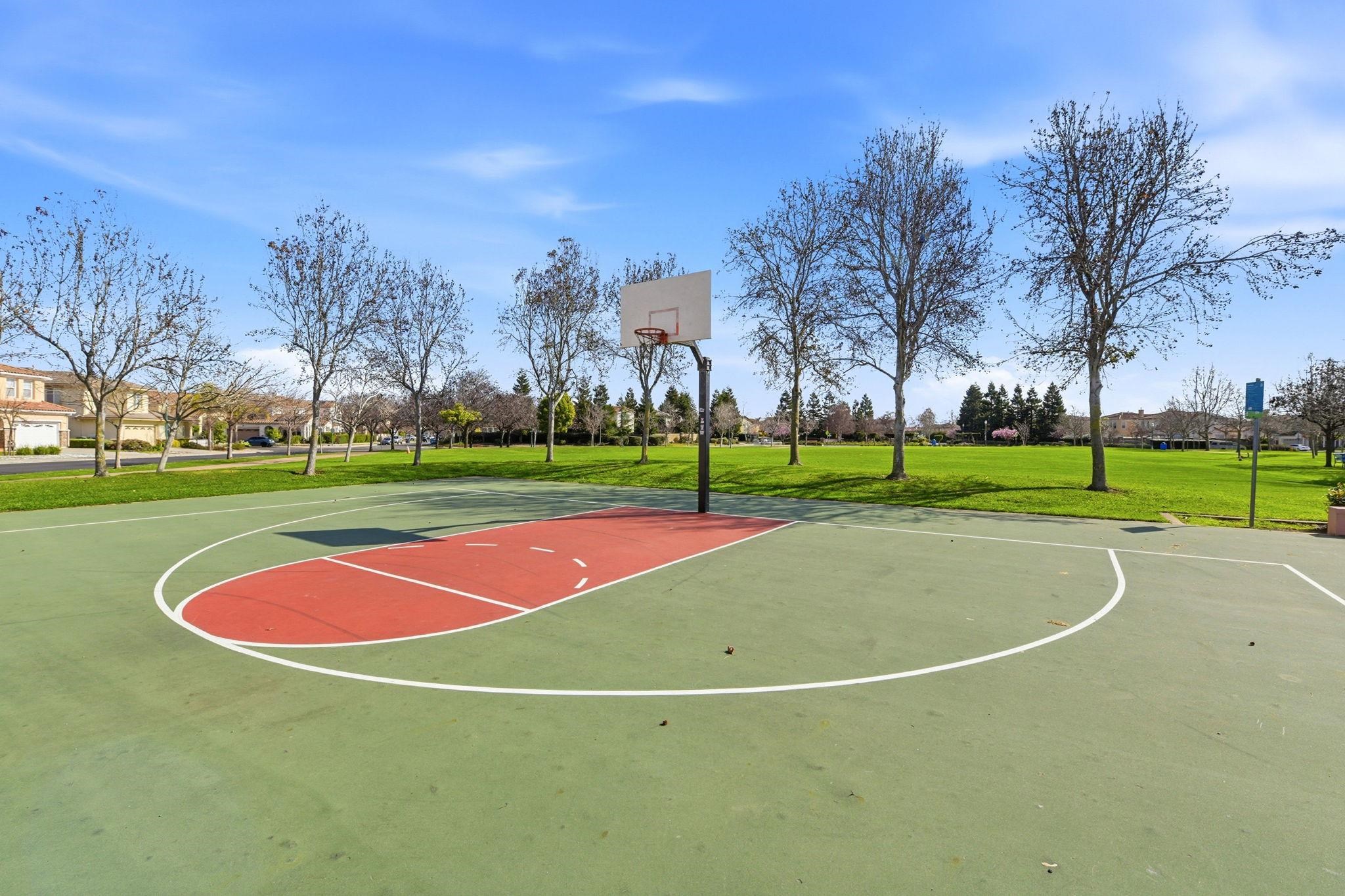 Detail Gallery Image 58 of 60 For 2883 Seadrift, Hayward,  CA 94545 - 5 Beds | 3 Baths