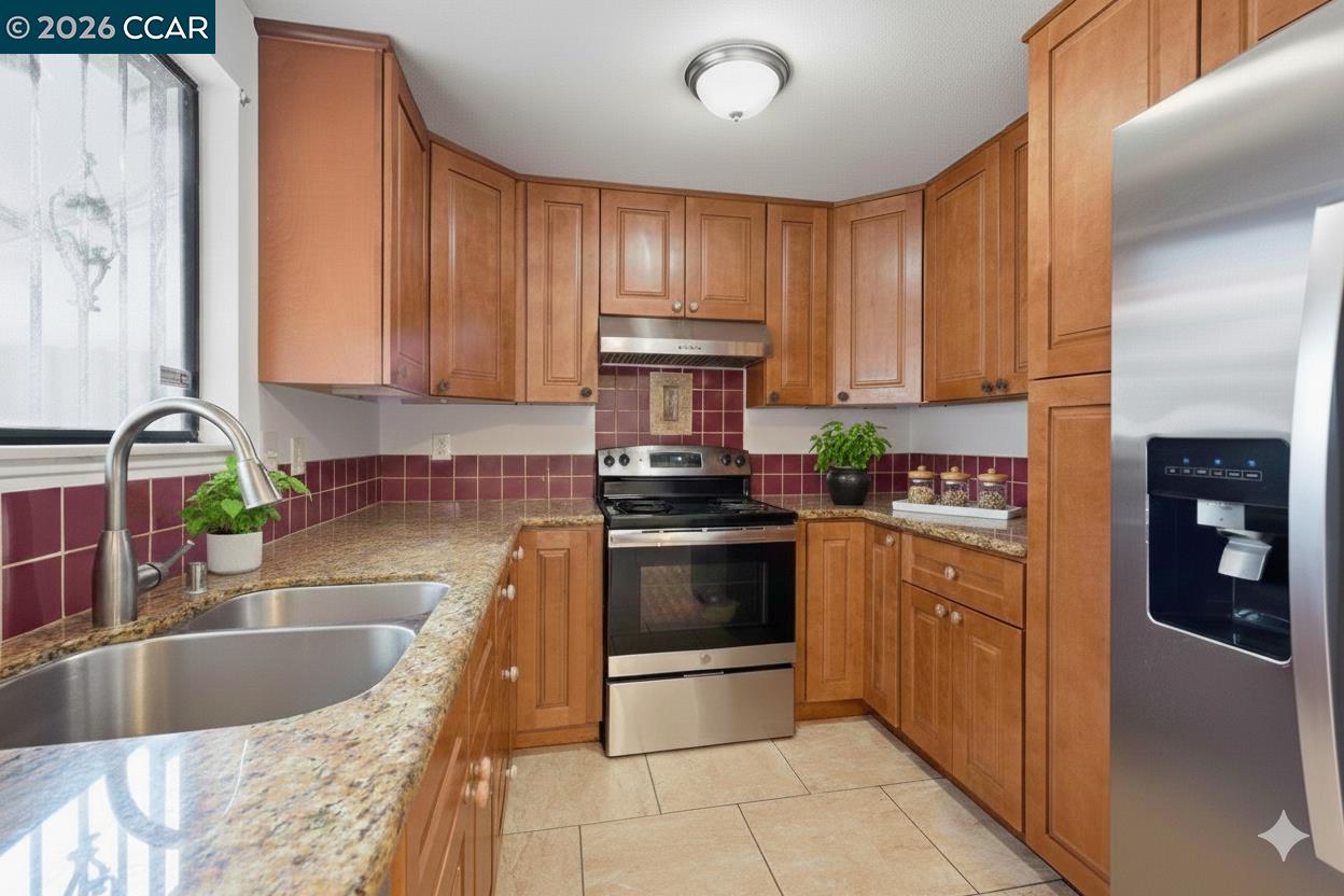 Detail Gallery Image 14 of 45 For 8314 New York Dr, Stockton,  CA 95210 - 2 Beds | 2 Baths