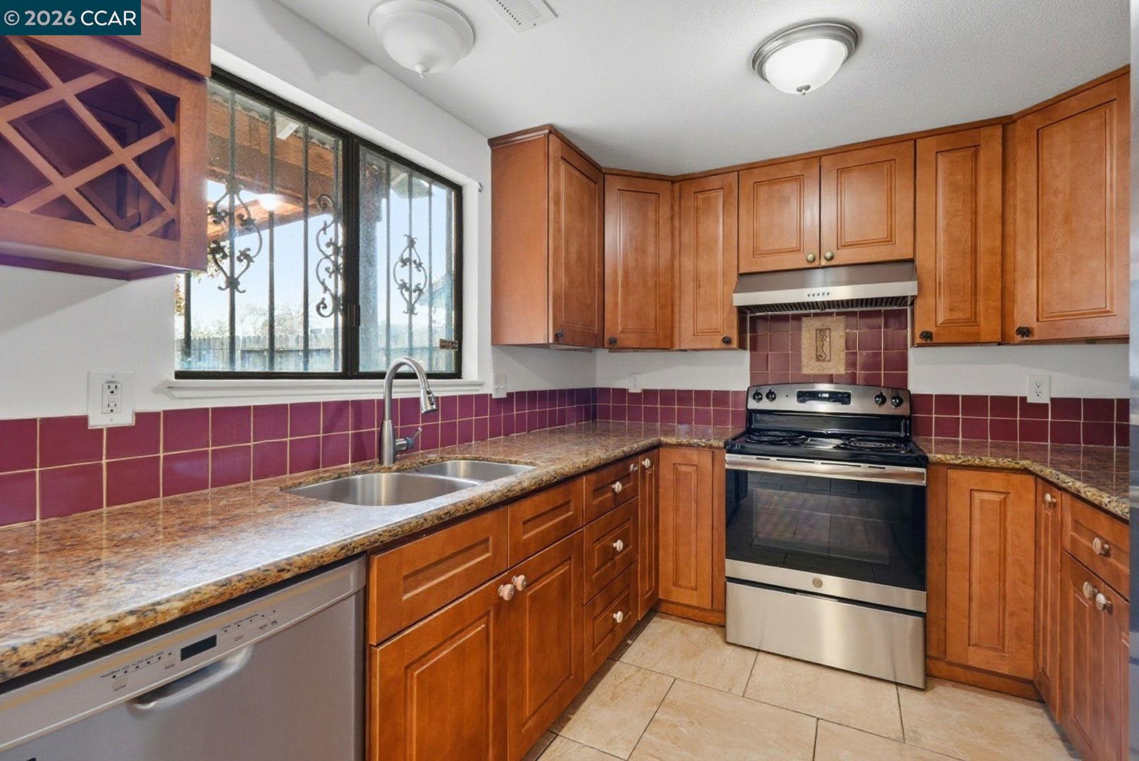 Detail Gallery Image 19 of 45 For 8314 New York Dr, Stockton,  CA 95210 - 2 Beds | 2 Baths