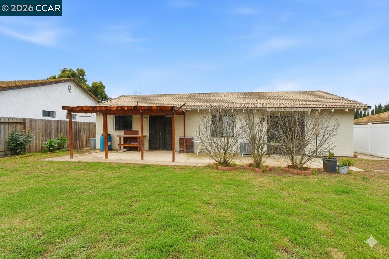 Detail Gallery Image 38 of 45 For 8314 New York Dr, Stockton,  CA 95210 - 2 Beds | 2 Baths