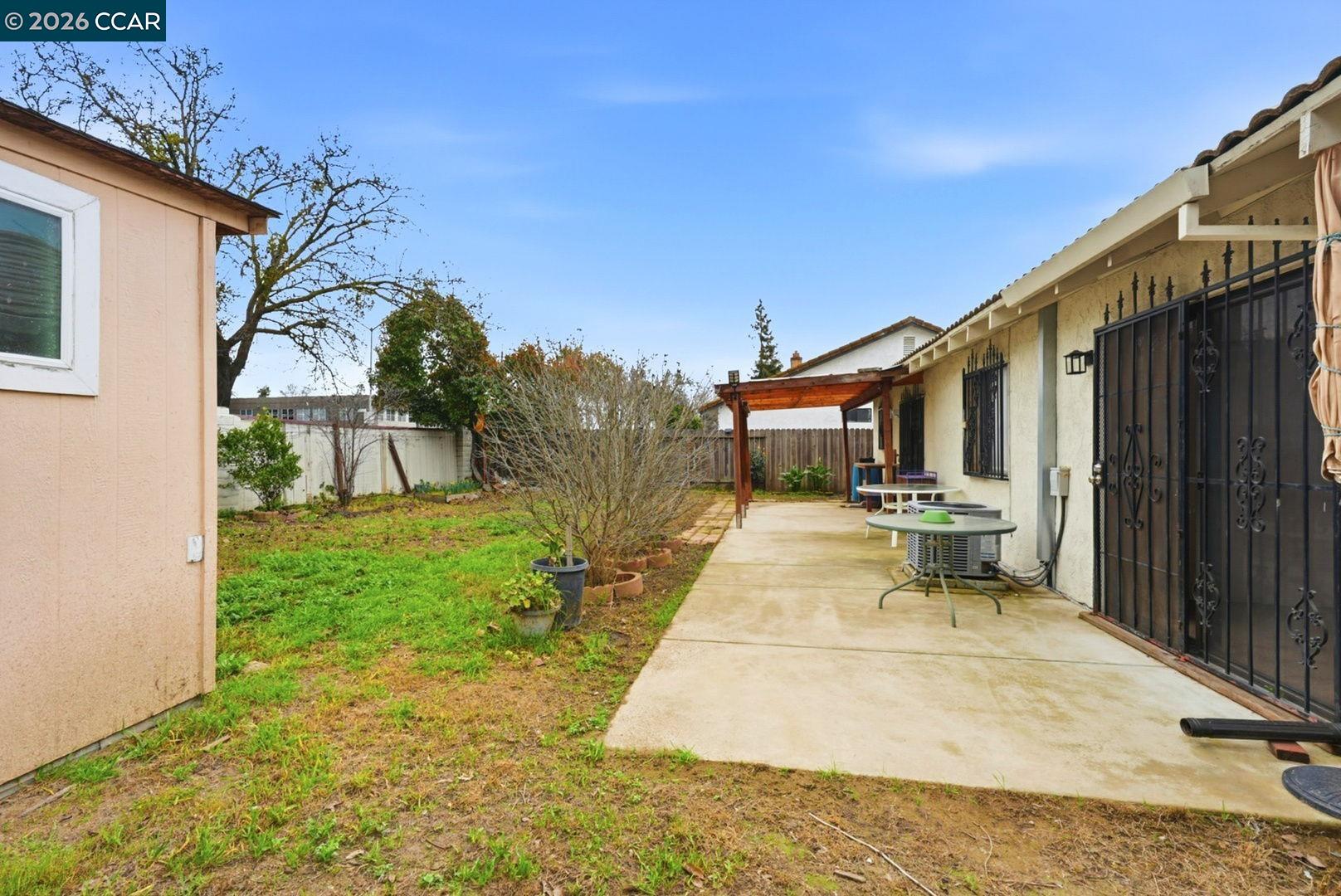 Detail Gallery Image 41 of 45 For 8314 New York Dr, Stockton,  CA 95210 - 2 Beds | 2 Baths