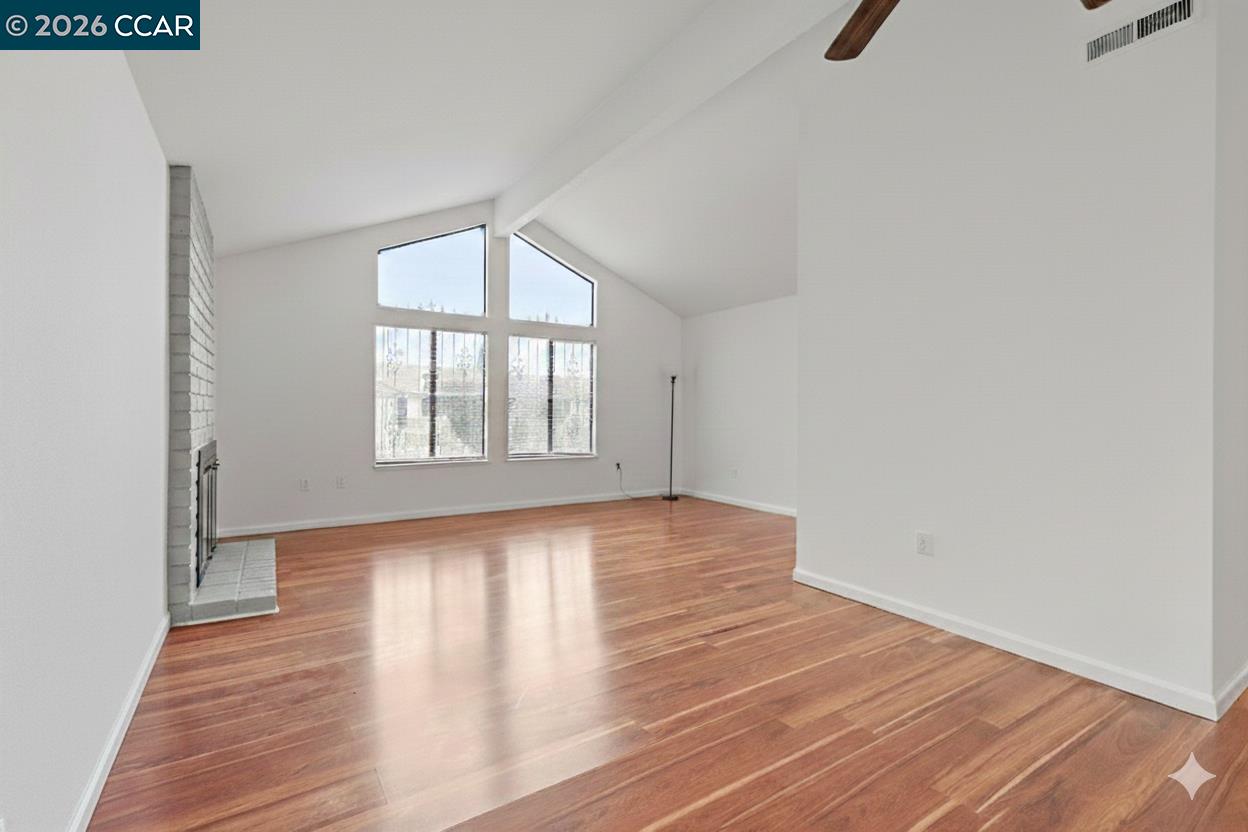 Detail Gallery Image 9 of 45 For 8314 New York Dr, Stockton,  CA 95210 - 2 Beds | 2 Baths