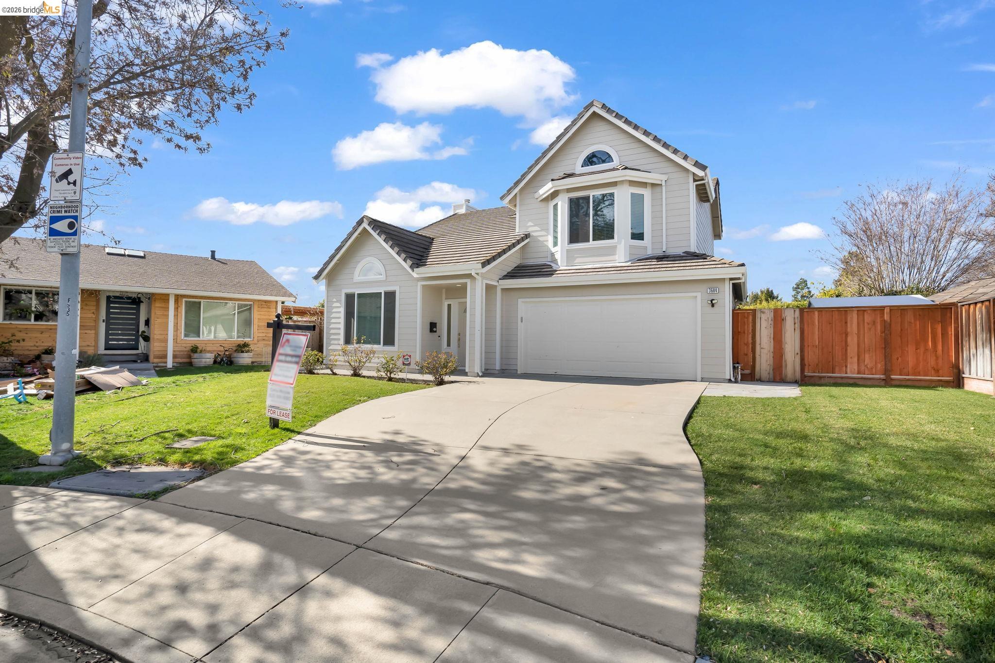 Detail Gallery Image 2 of 44 For 3684 Wyndham Drive, Fremont,  CA 94536-9999 - 3 Beds | 2/1 Baths