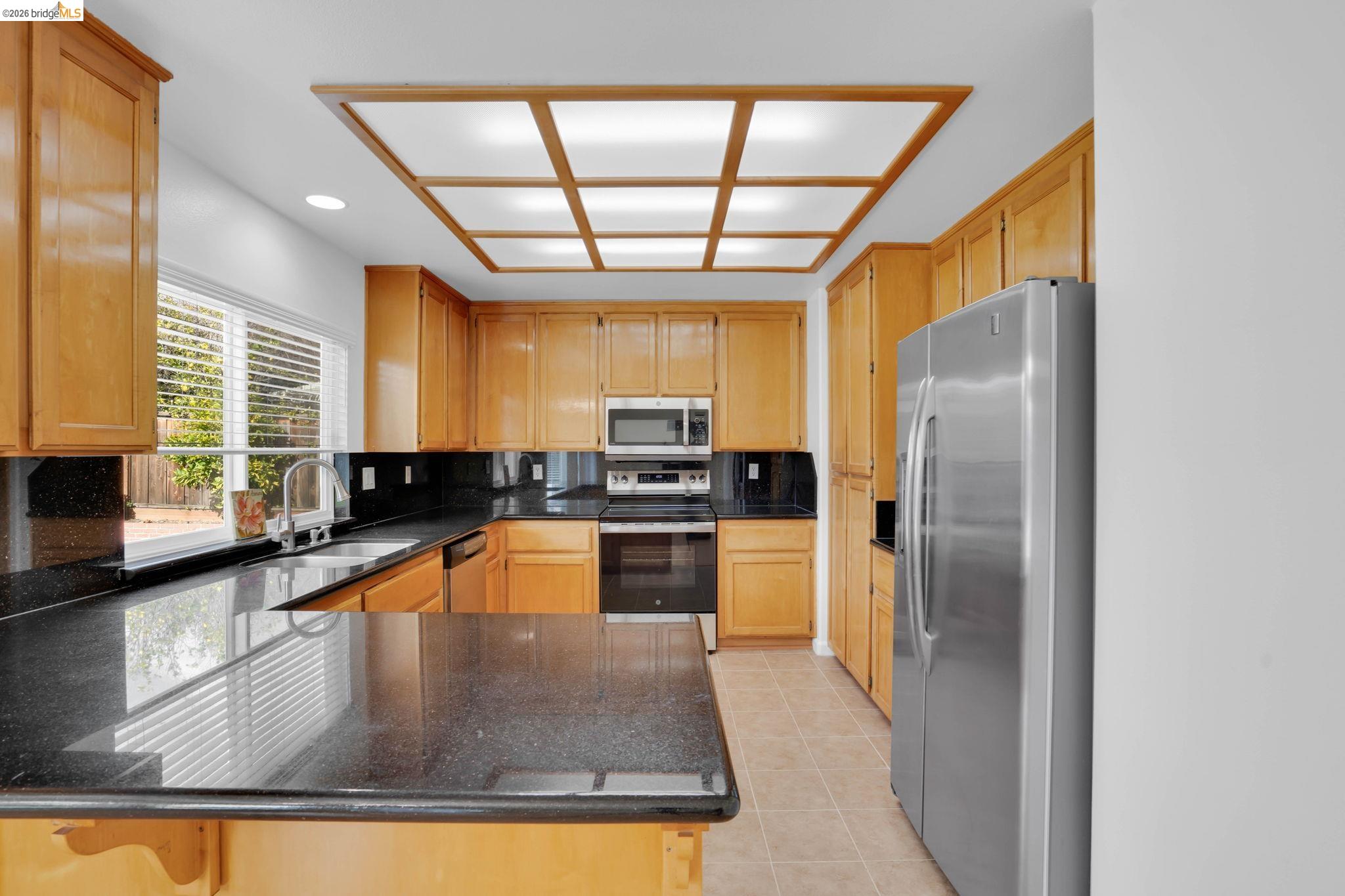 Detail Gallery Image 20 of 44 For 3684 Wyndham Drive, Fremont,  CA 94536-9999 - 3 Beds | 2/1 Baths