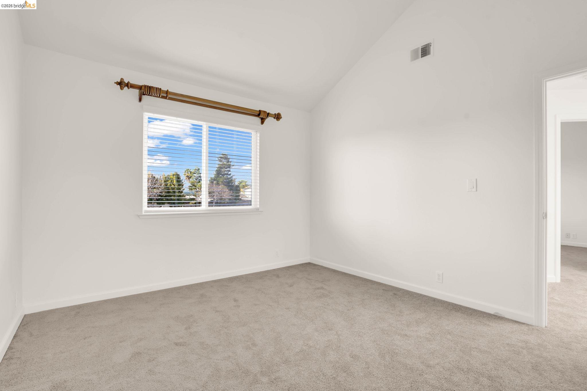 Detail Gallery Image 26 of 44 For 3684 Wyndham Drive, Fremont,  CA 94536-9999 - 3 Beds | 2/1 Baths