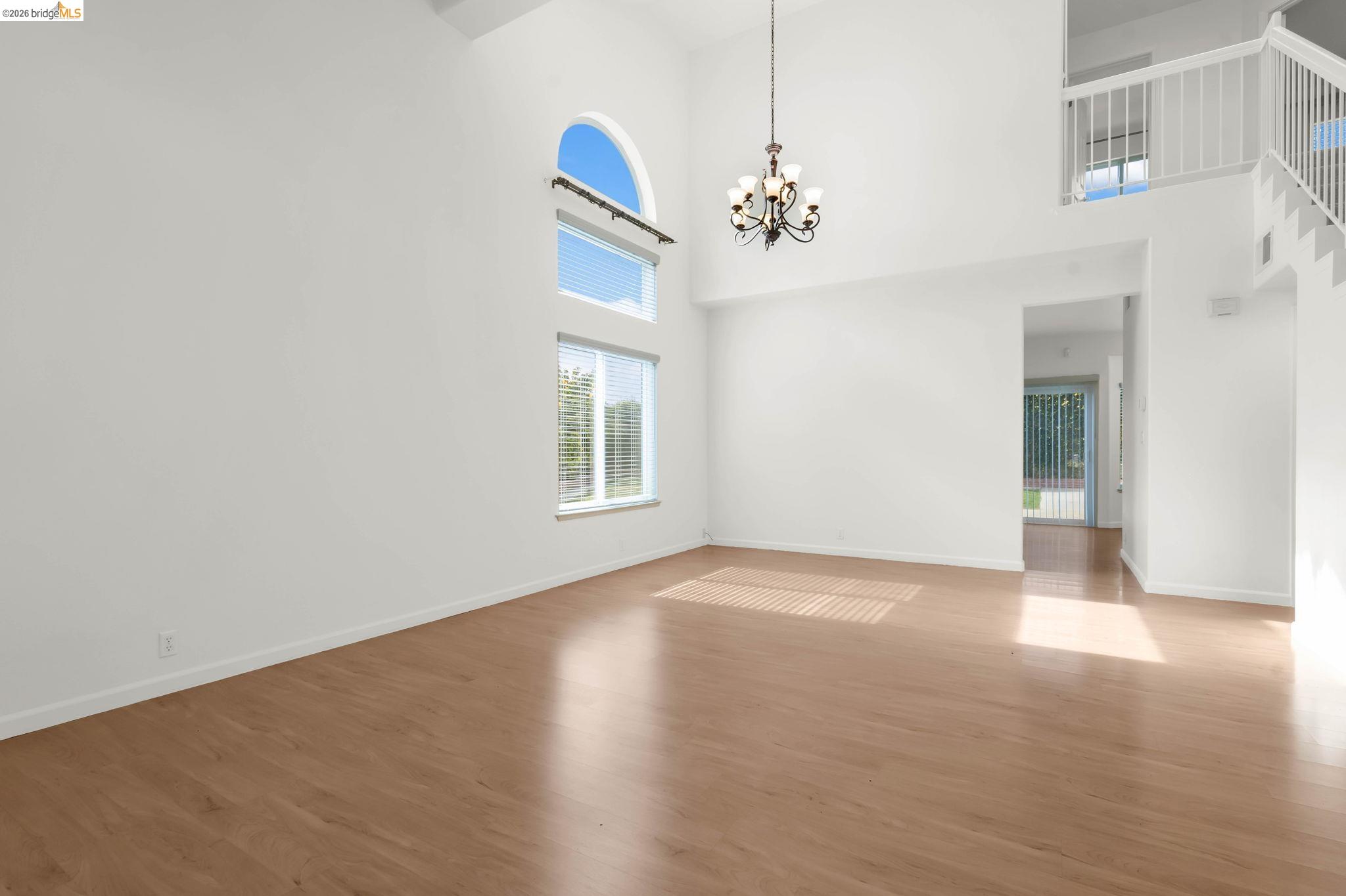 Detail Gallery Image 7 of 44 For 3684 Wyndham Drive, Fremont,  CA 94536-9999 - 3 Beds | 2/1 Baths