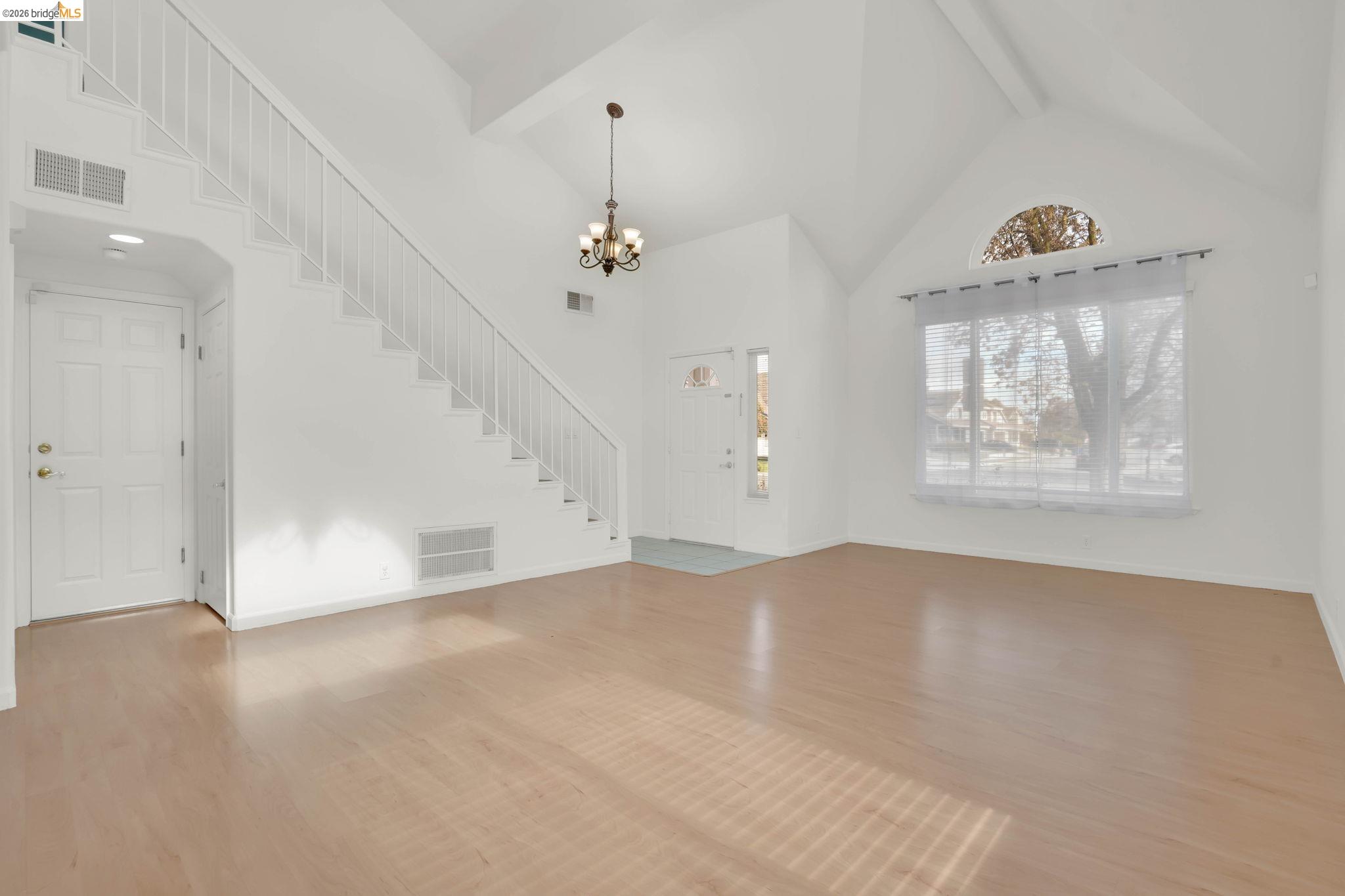 Detail Gallery Image 9 of 44 For 3684 Wyndham Drive, Fremont,  CA 94536-9999 - 3 Beds | 2/1 Baths