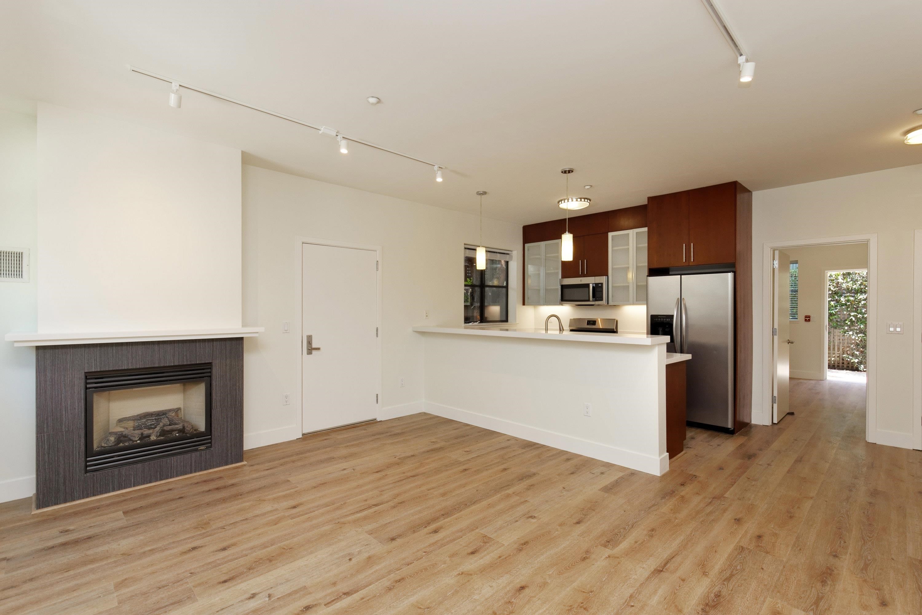 Photo #3: 41124146 Listing: Photo #3