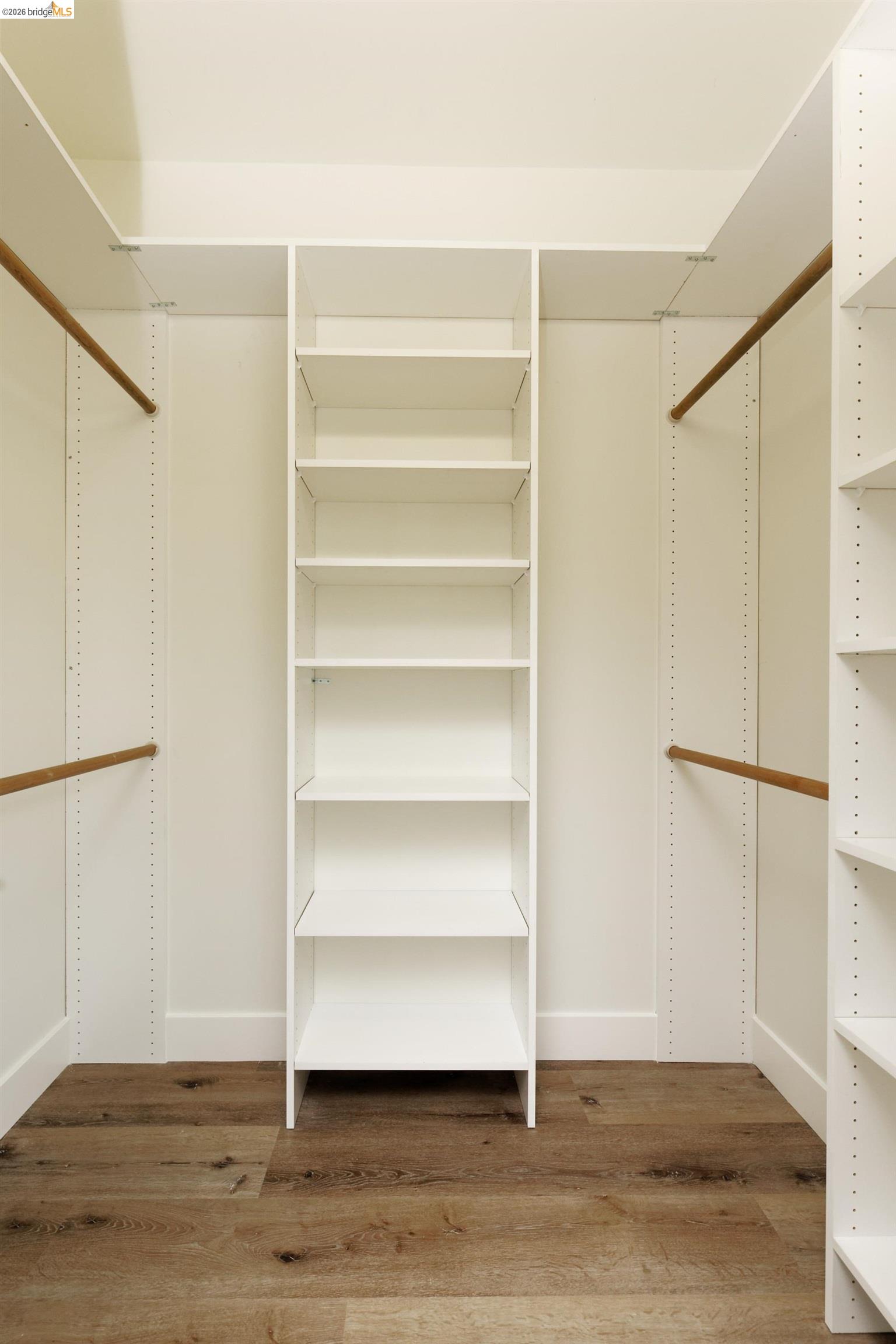 Detail Gallery Image 26 of 42 For 1565 32nd Street #4,  Oakland,  CA 94608 - 3 Beds | 3 Baths