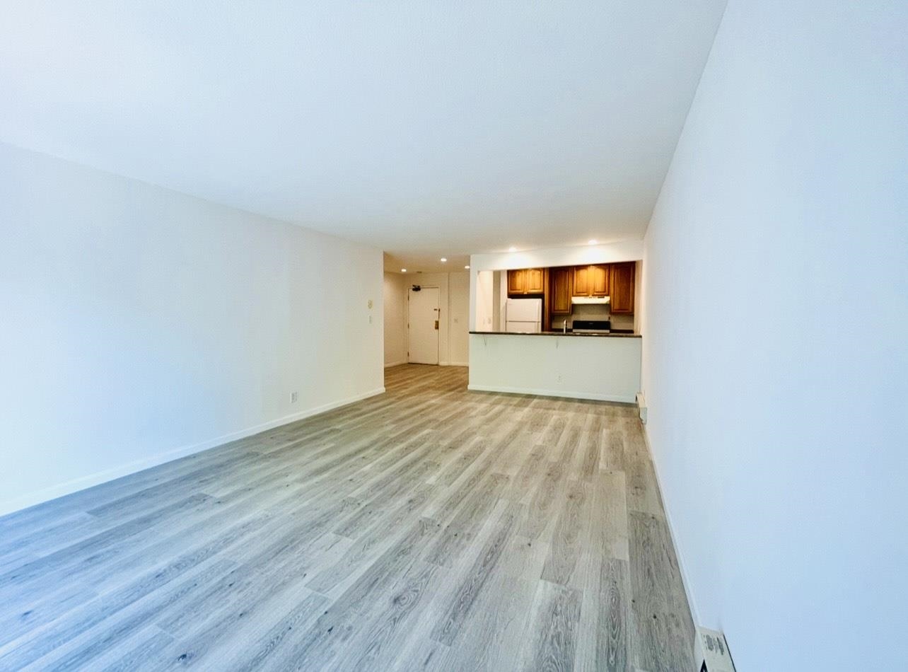 Photo #2: 41124147 Listing: Photo #2