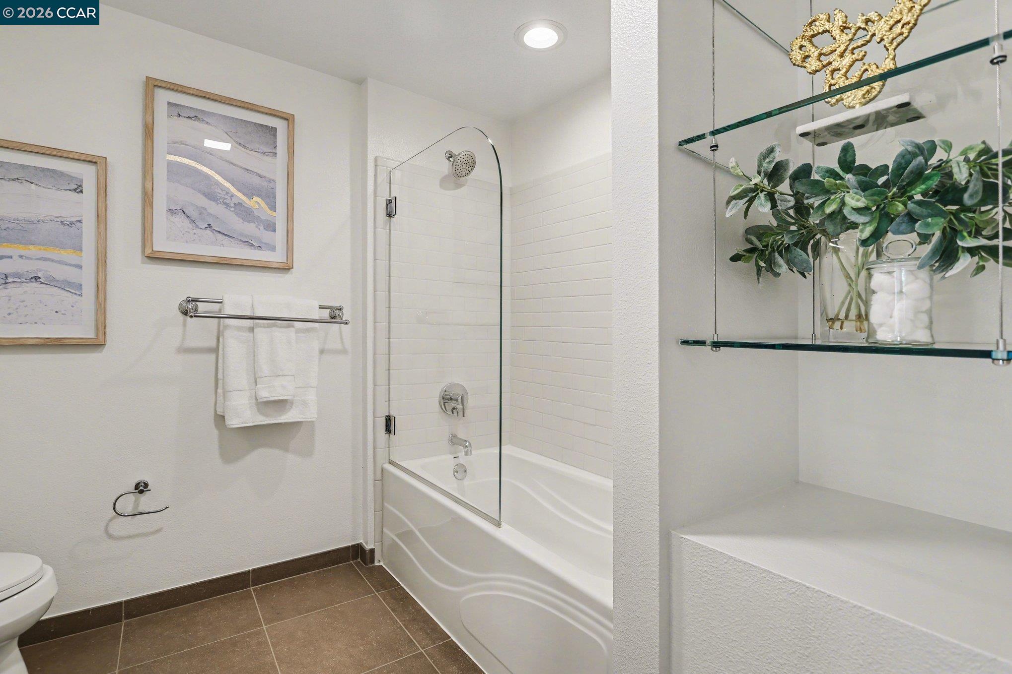 Photo #24: 41124149 Listing: Photo #24