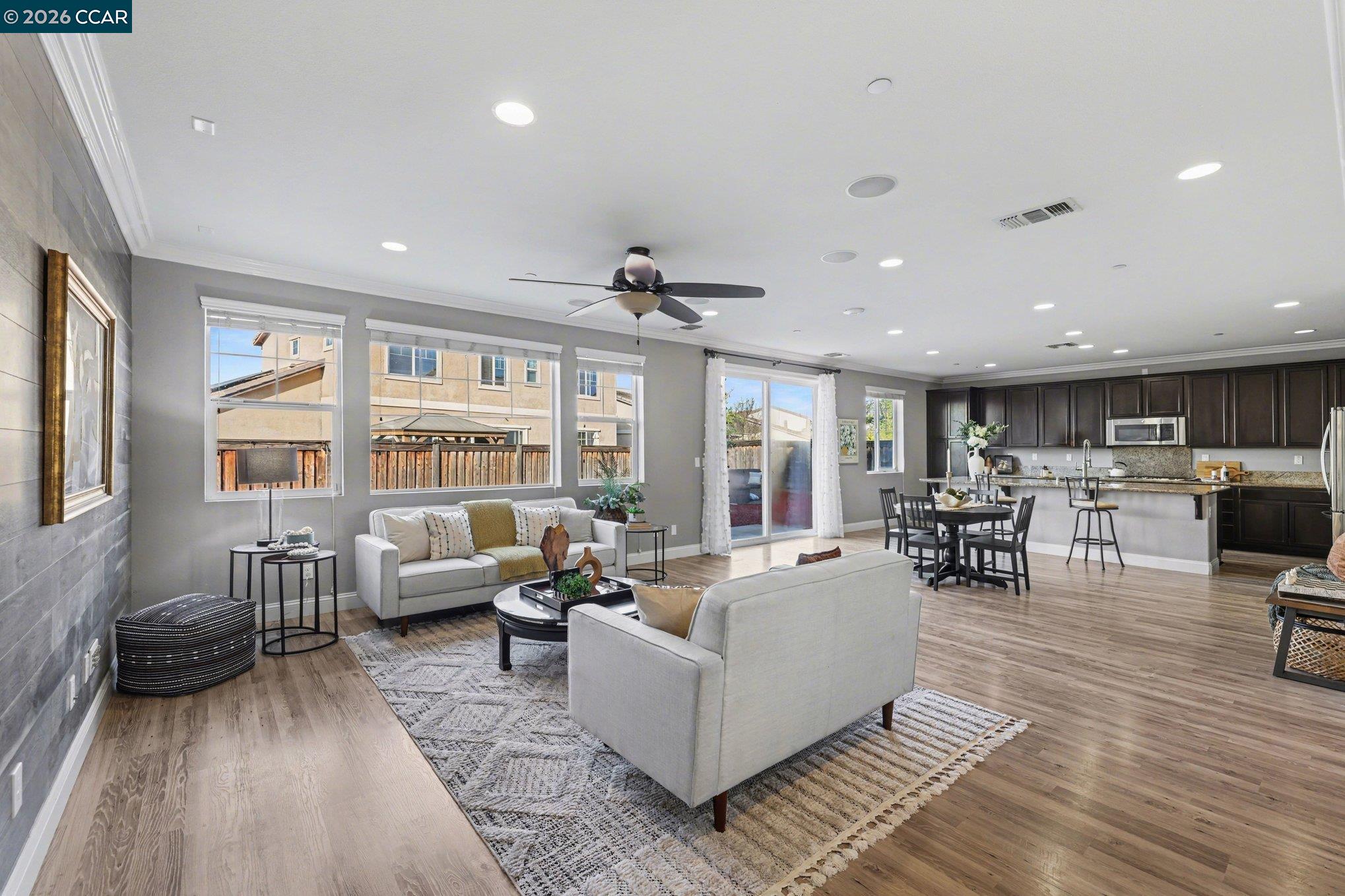 Detail Gallery Image 8 of 45 For 109 Muir Ct, Oakley,  CA 94561 - 5 Beds | 4/1 Baths