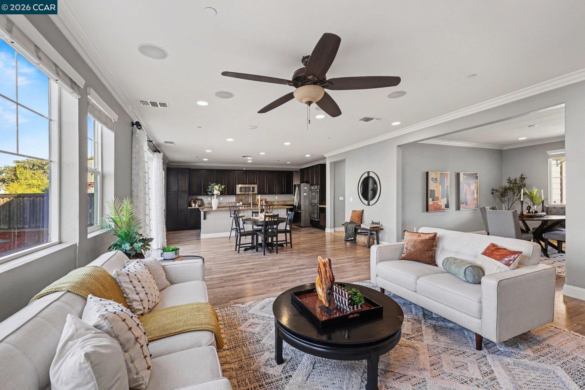 Detail Gallery Image 9 of 45 For 109 Muir Ct, Oakley,  CA 94561 - 5 Beds | 4/1 Baths