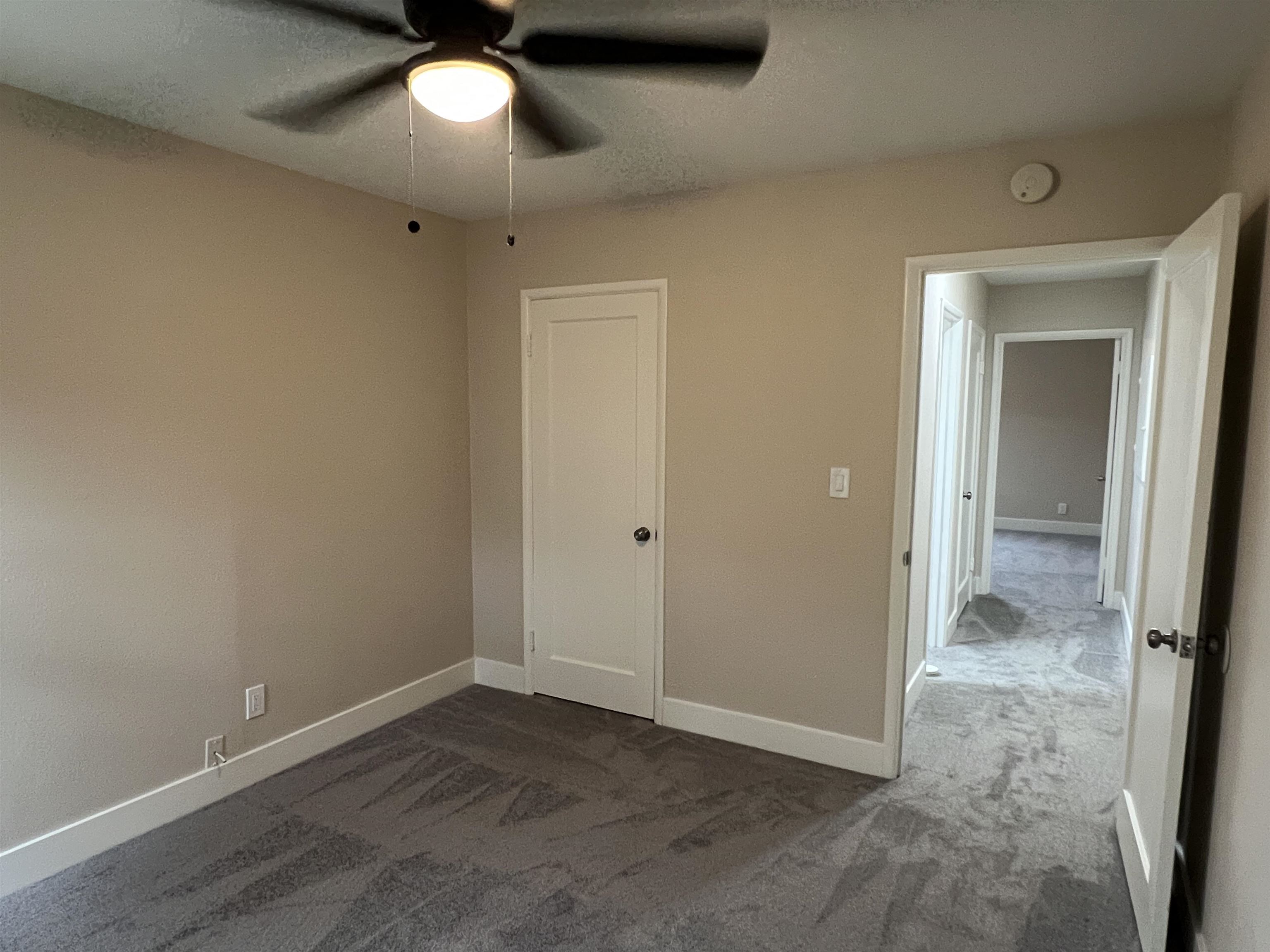 Detail Gallery Image 11 of 12 For 3954 Railroad Ave, Pittsburg,  CA 94565 - 2 Beds | 1/1 Baths