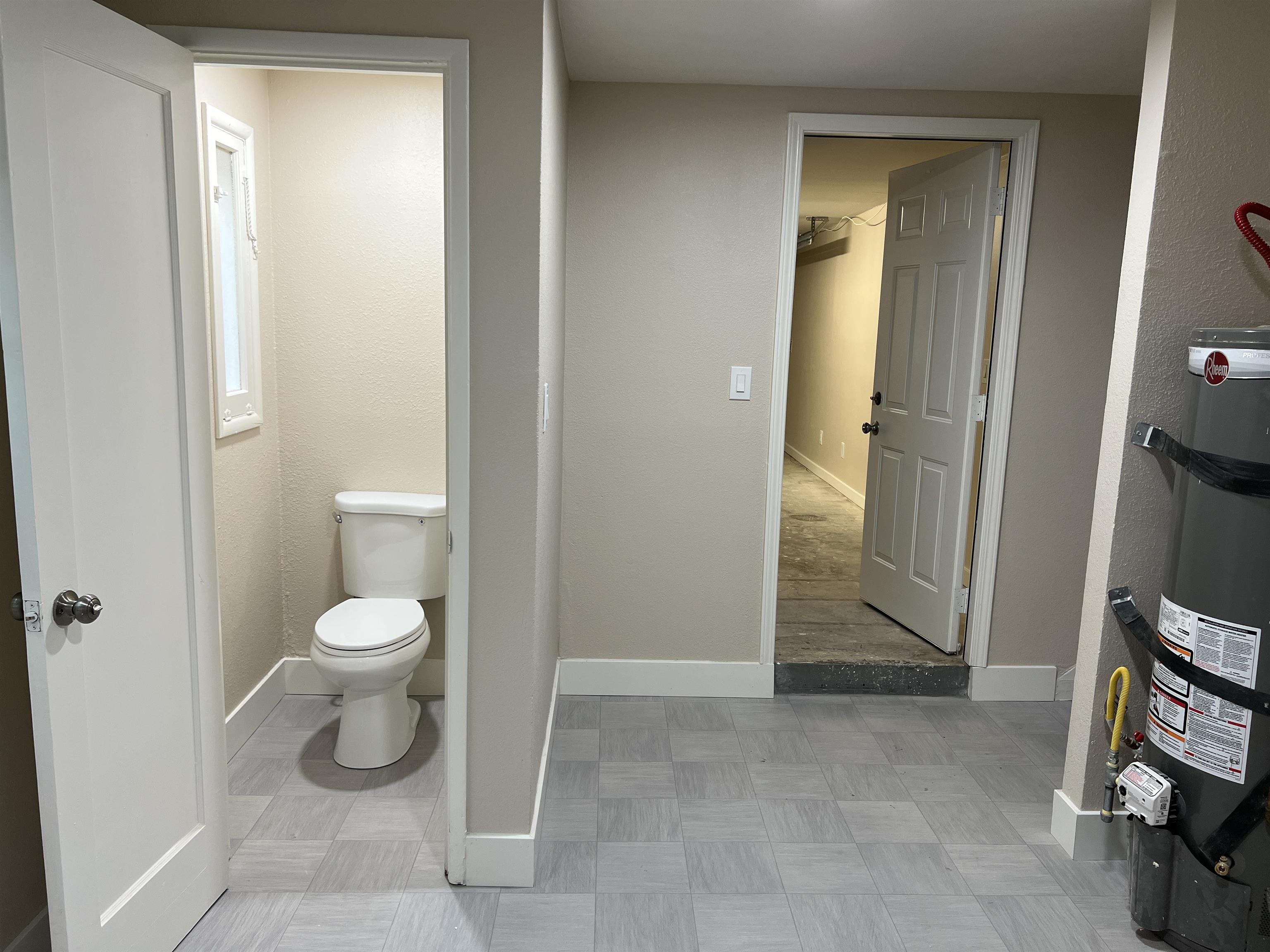 Detail Gallery Image 12 of 12 For 3954 Railroad Ave, Pittsburg,  CA 94565 - 2 Beds | 1/1 Baths