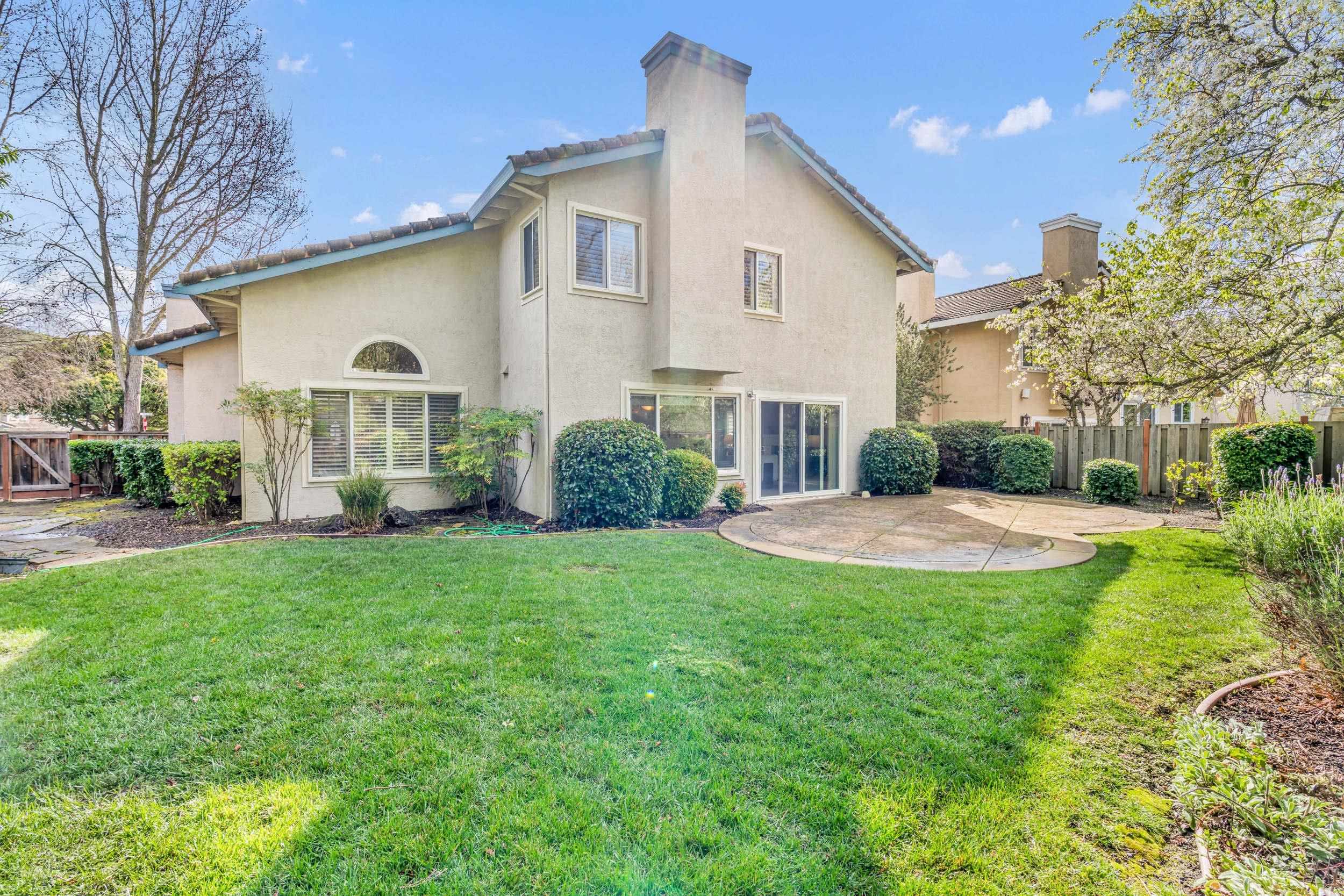 Detail Gallery Image 28 of 33 For 650 Sun Tree Ct, Danville,  CA 94506 - 4 Beds | 3 Baths