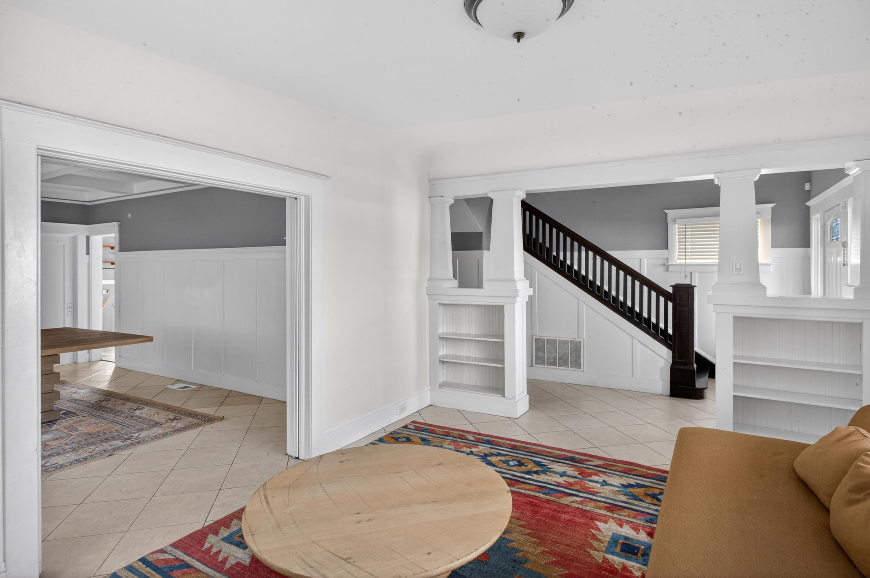 Detail Gallery Image 2 of 32 For 210 Chanslor Ave, Richmond,  CA 94801 - 4 Beds | 2 Baths