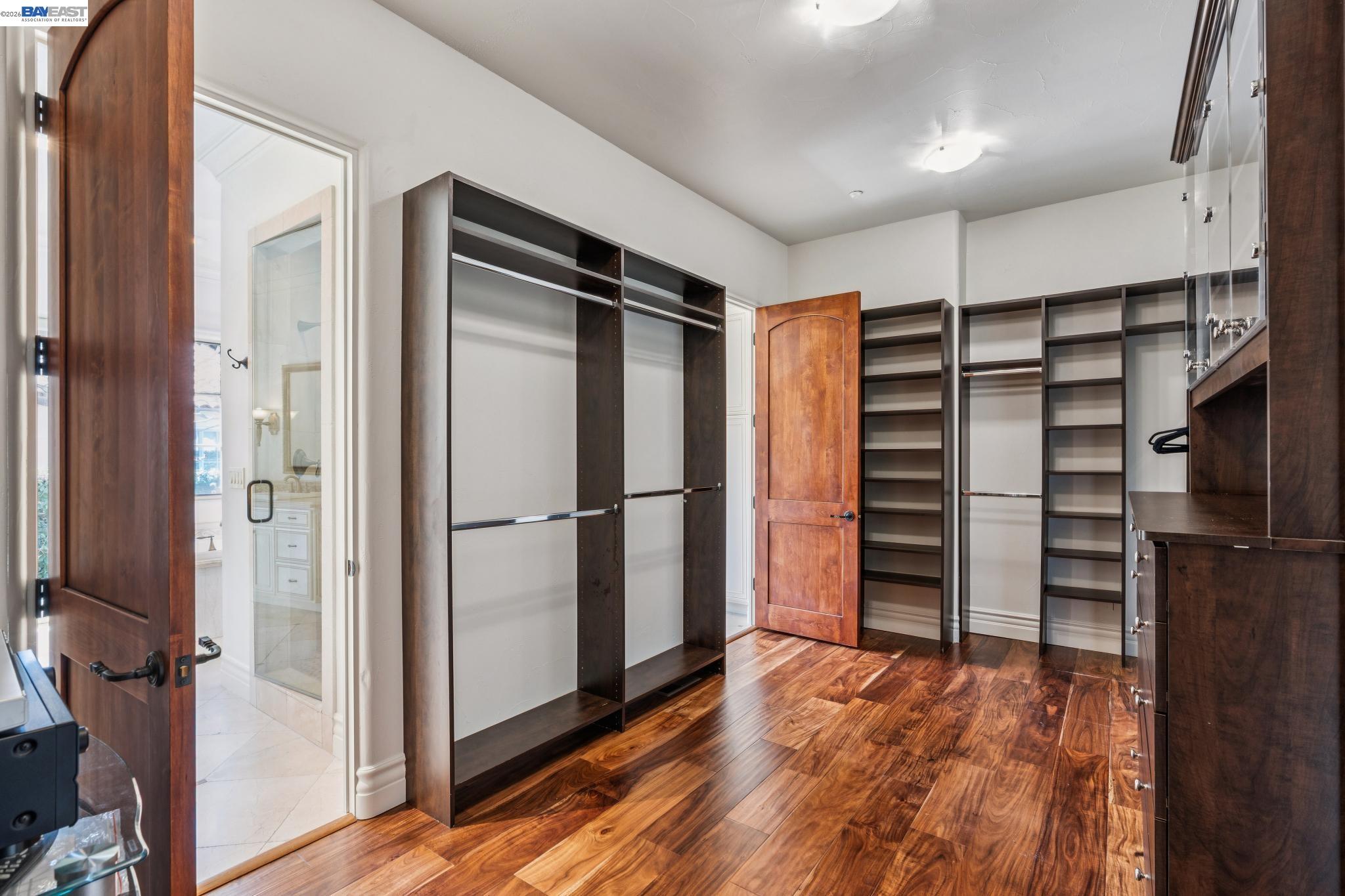 Detail Gallery Image 16 of 60 For 1439 Vine Ln, Alamo,  CA 94507 - 5 Beds | 4/2 Baths